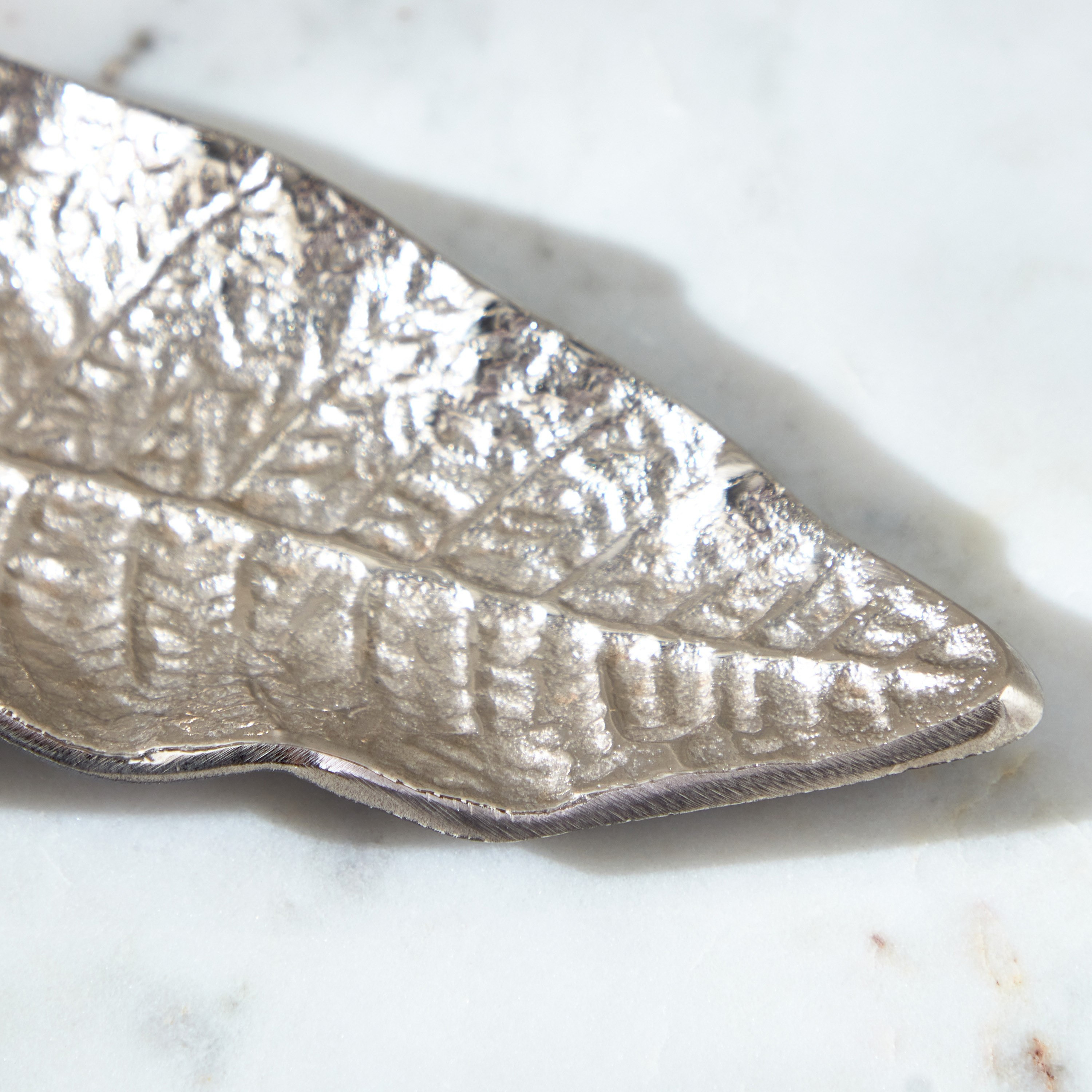 Splendid Leaf Shape Decorative Platter - 34x10.5x2 cm-PROMO_HB_AE_B2G2_011025-image-4