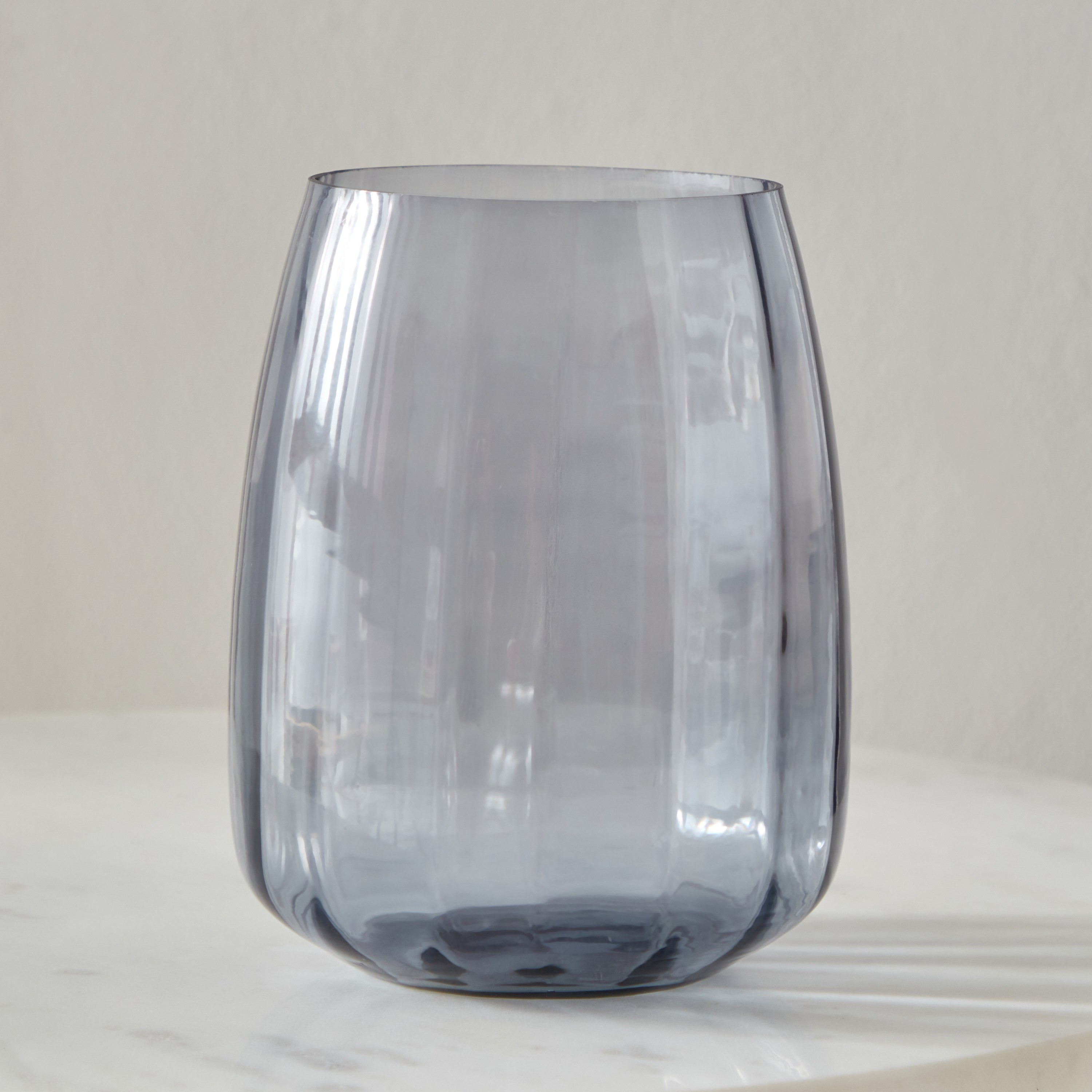 مزهرية طاولة زجاج من سبلينديد - 12.5x12.5x16 سم-hbxbedroom-decorandaccessories-vases-image-2