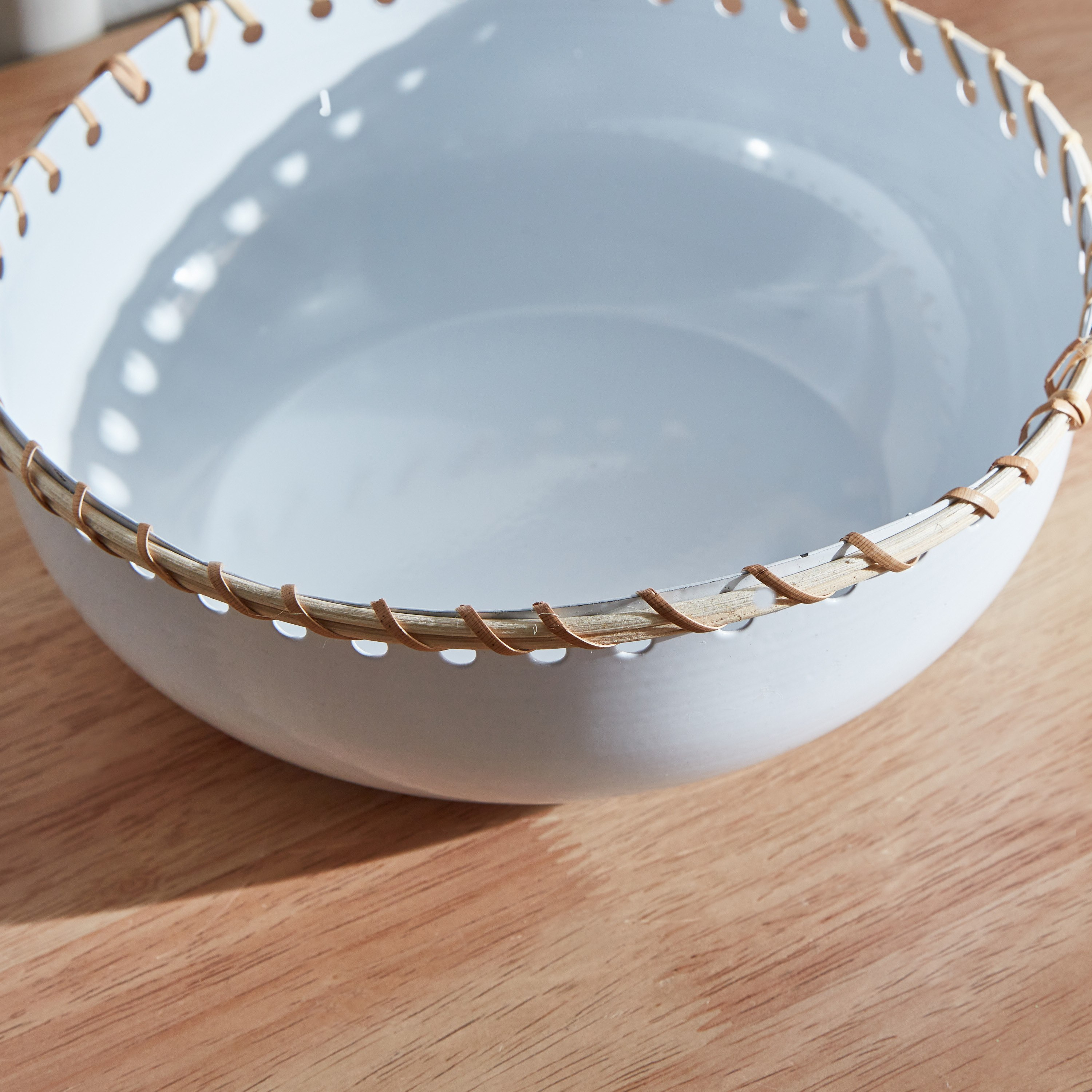 وعاء ديكور معدني بحامل من  سبلينديد - 21x21x8 سم-hbxdecorandfurnishings-homeaccessories-bowls-image-4