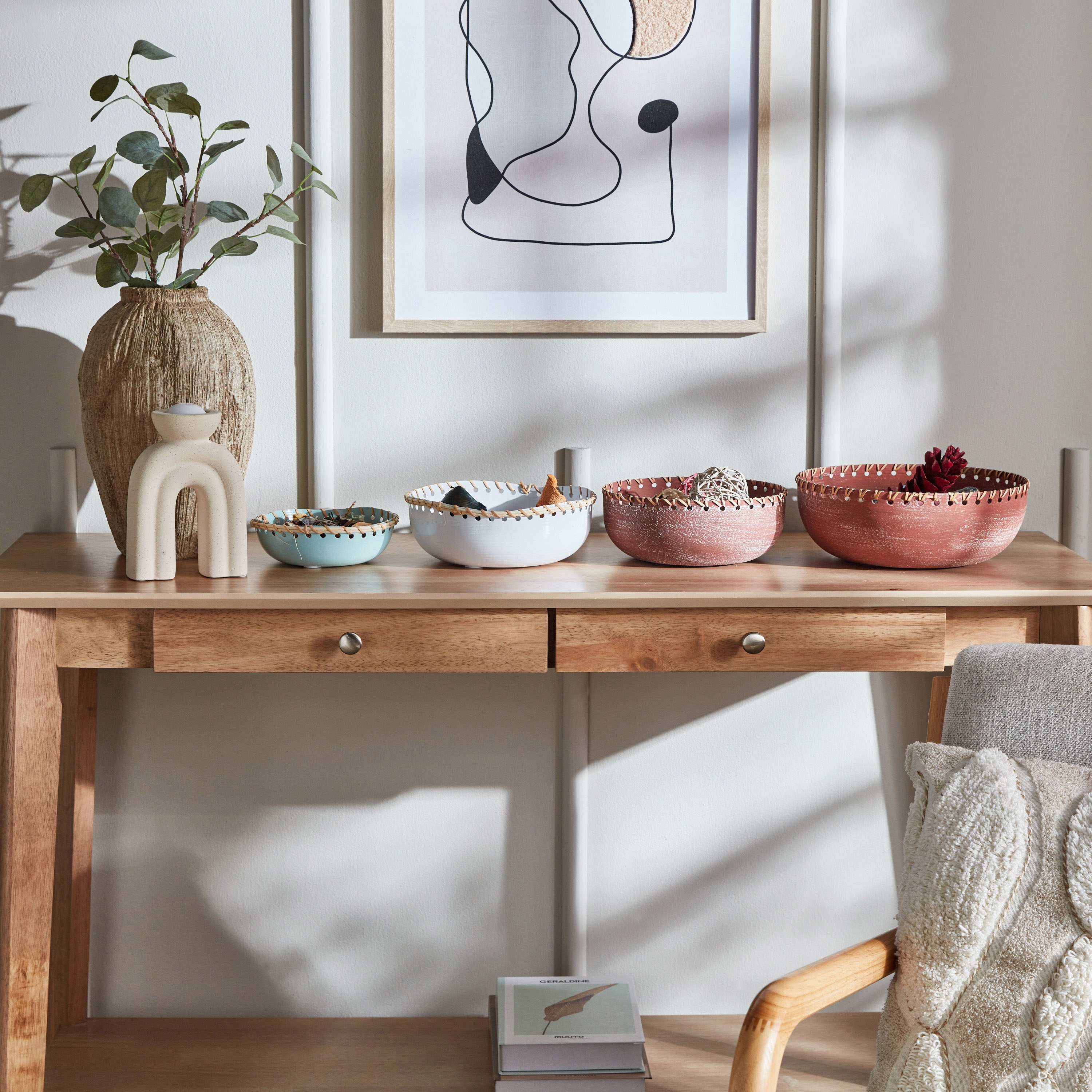 وعاء ديكور معدني بحامل من  سبلينديد - 21x21x8 سم-hbxdecorandfurnishings-homeaccessories-bowls-image-5