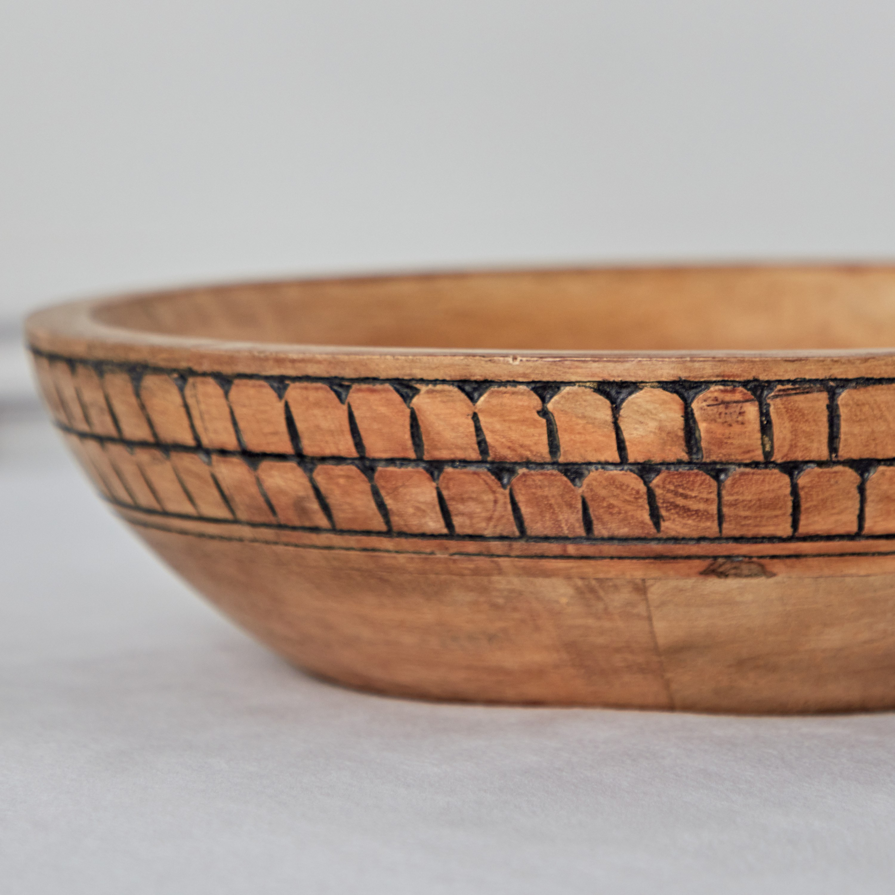 Earthy Vibe Wooden Bowl - 25 cm-hbxdecorandfurnishings-tabletop-serveware-image-4