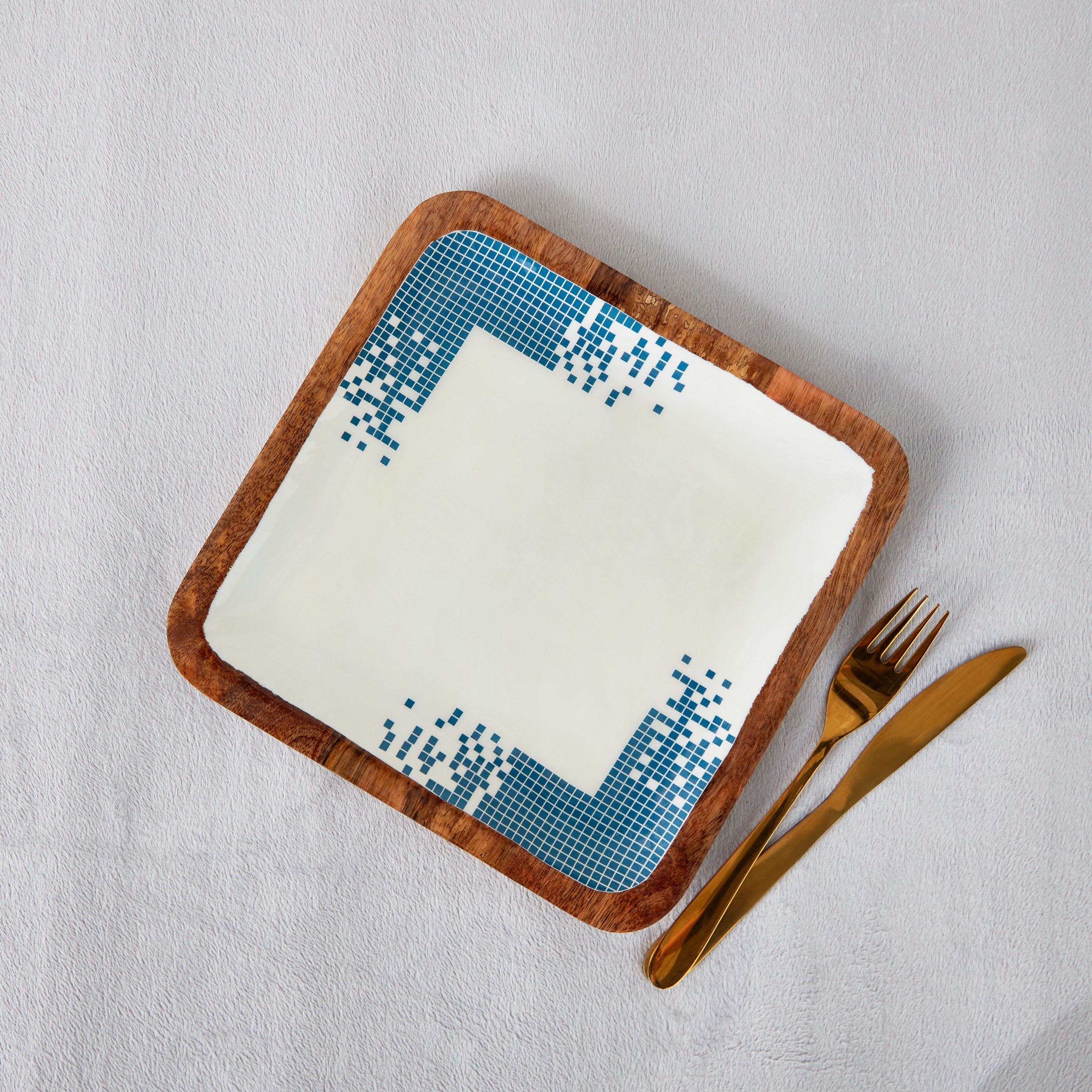 صحن مربع خشب مطلي بالمينا من أرتيزان - 25 سم-hbxdecorandfurnishings-tabletop-serveware-image-2