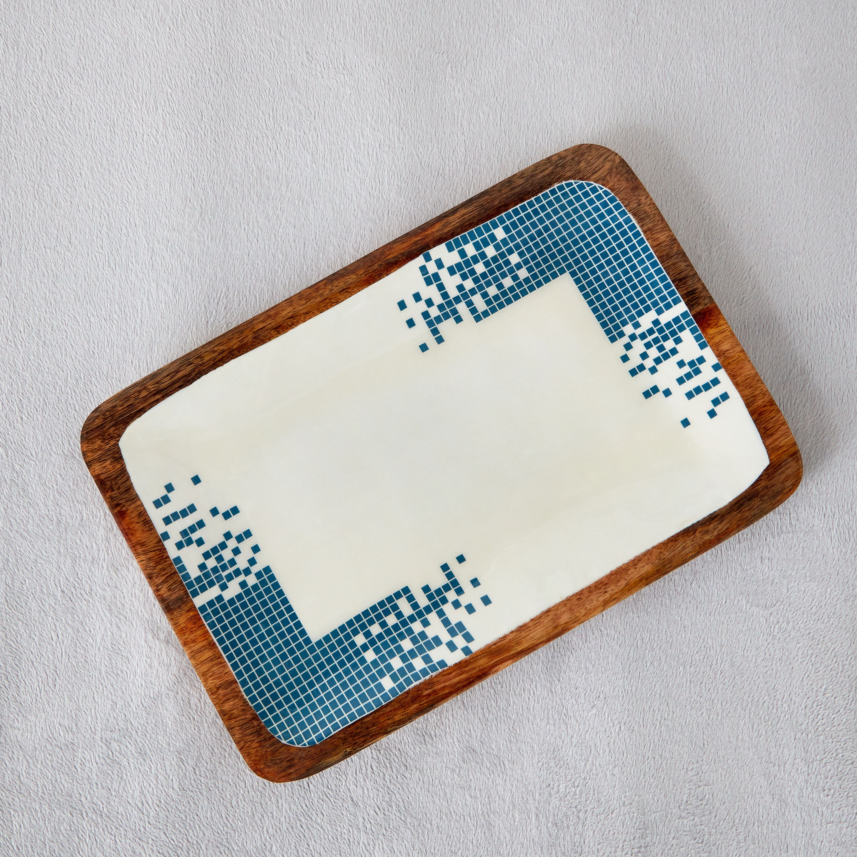 صحن خشب مستطيل مطلي بالمينا من أرتيزان - 30 سم-hbxdecorandfurnishings-tabletop-serveware-image-2