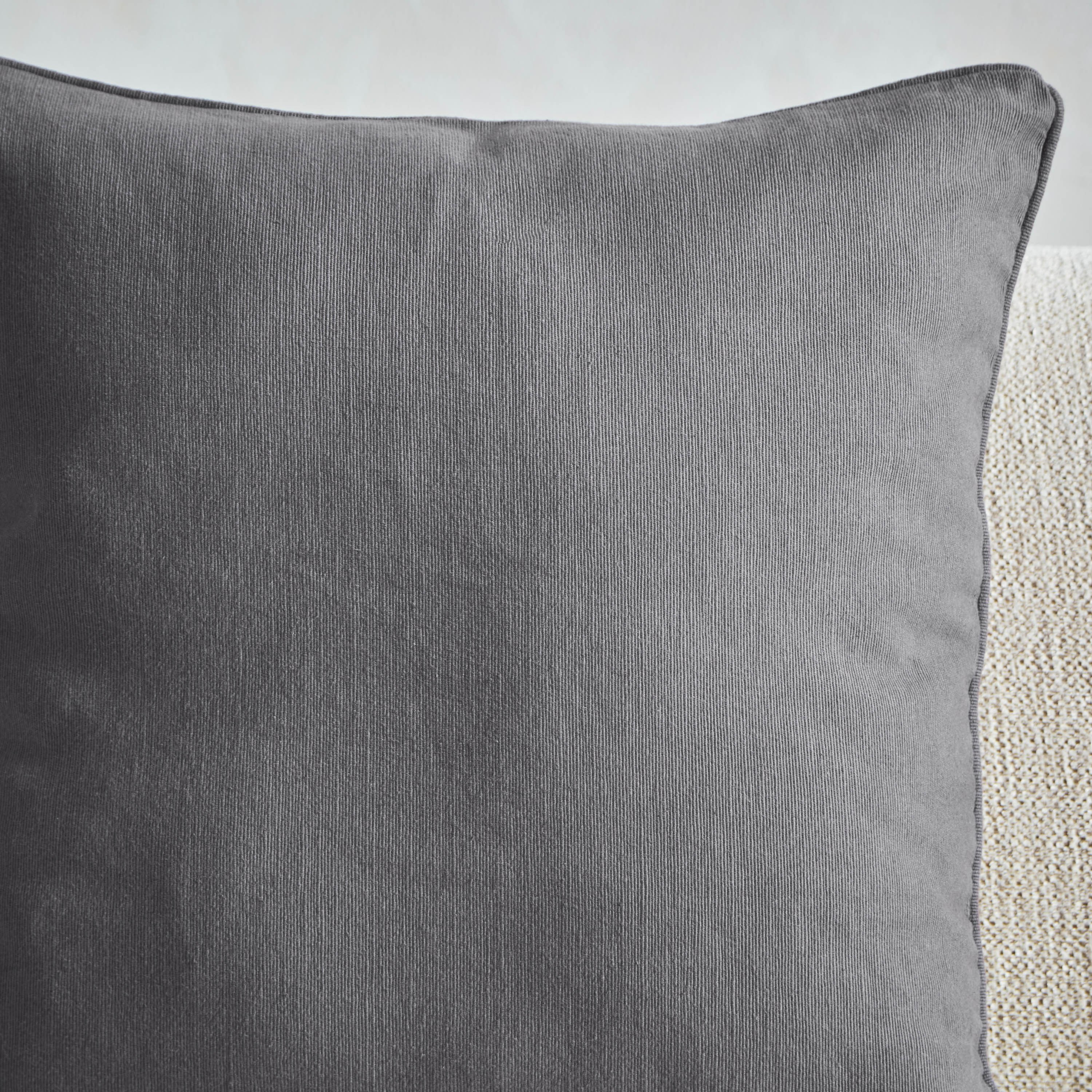 غطاء وسادة إيزرا من أتلانتا - 50x50 سم-hbxhomeware-cushionsandcovers-cushioncovers-image-2