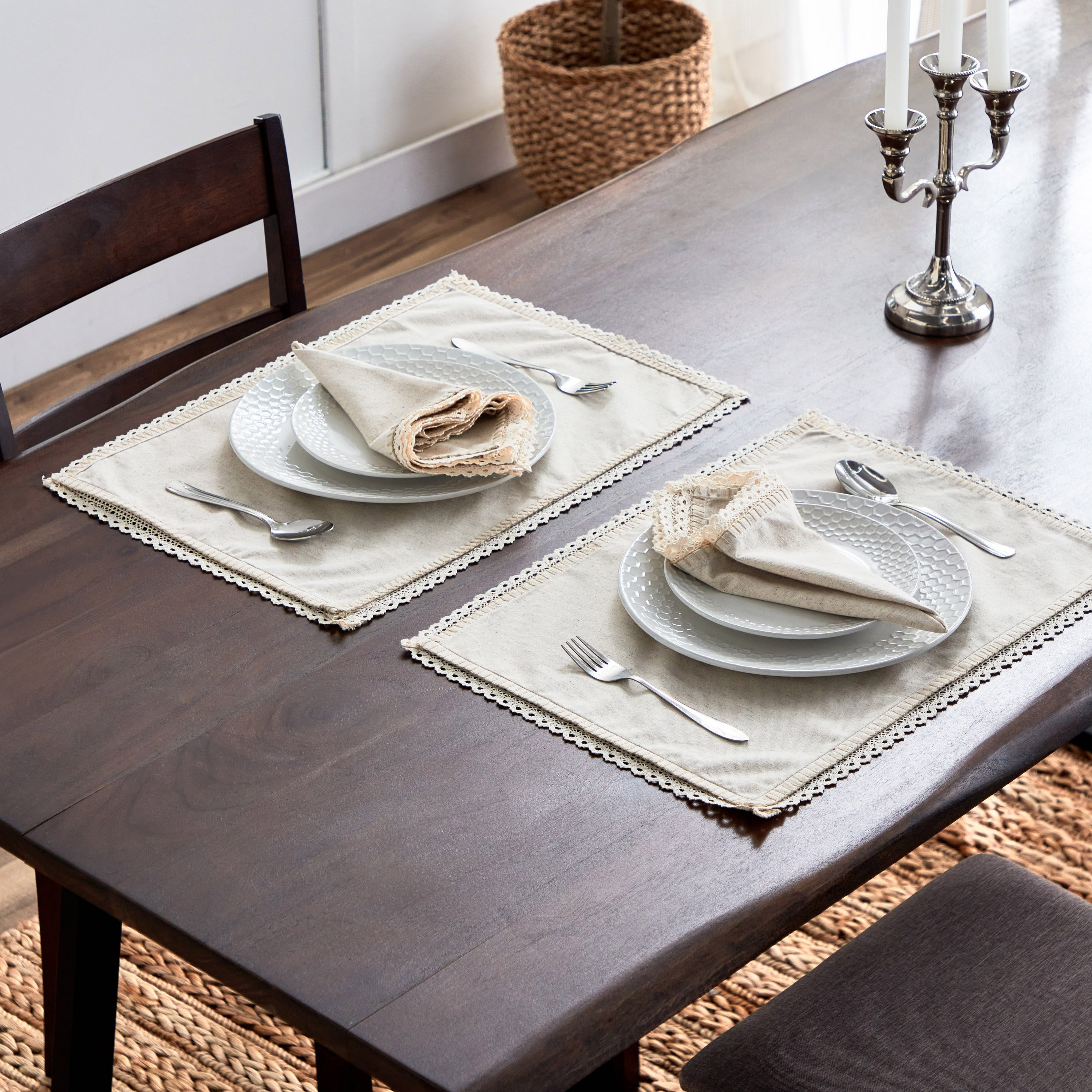 طقم لبادة صحون للطاولة دانتيل طبيعي من ناتوريو - قطعتين - 33x48 سم-hbxdecorandfurnishings-homefurnishings-tablelinens-image-4