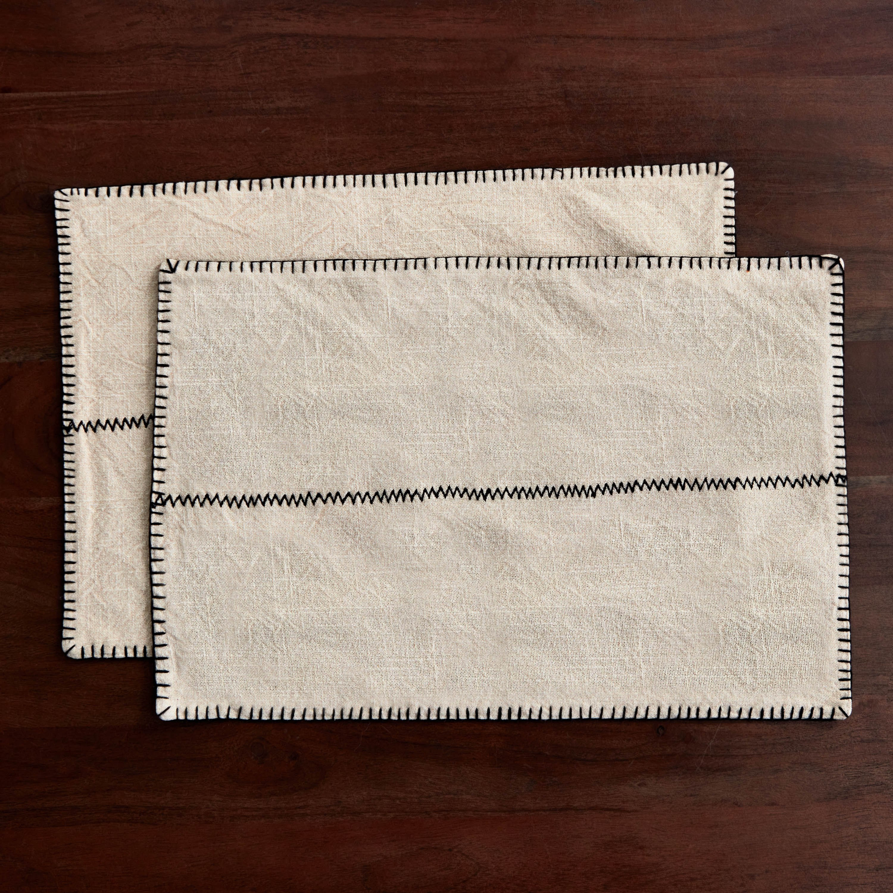 طقم لبادات صحون طبيعية مغرزة قطعتين من ناتوريو - 33x48 سم-hbxdecorandfurnishings-homefurnishings-tablelinens-image-1