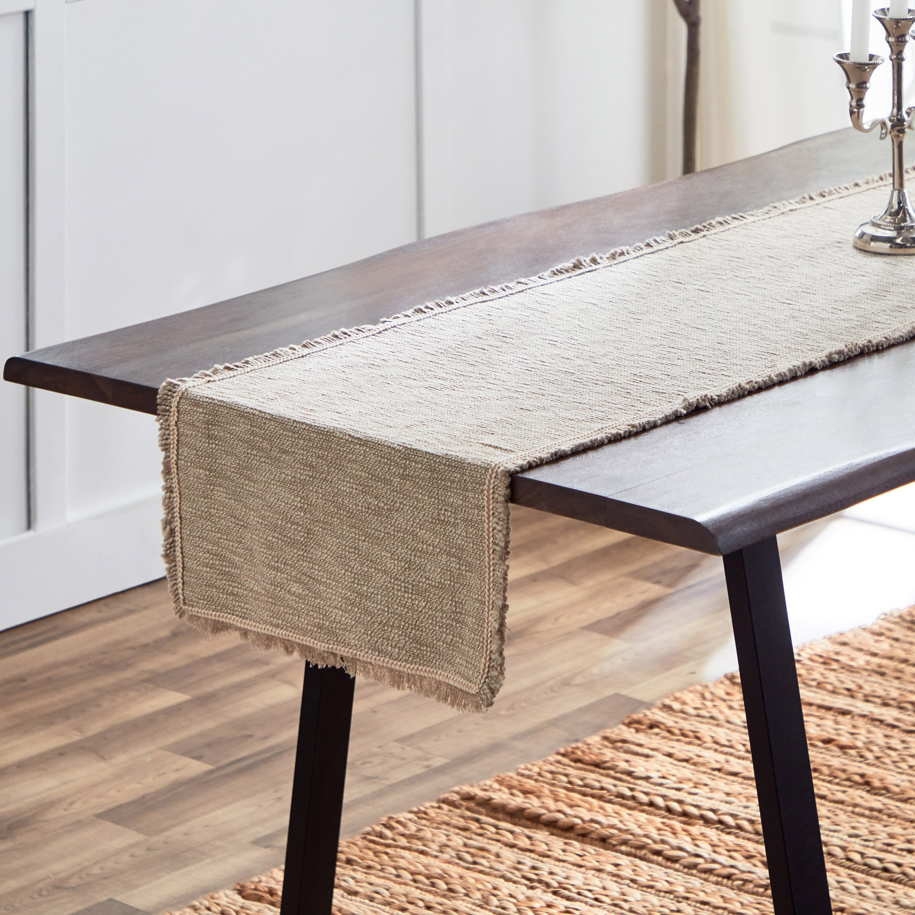 مفرش طاولة سلاب طبيعي من ناتوريو - 40x180 سم-hbxdecorandfurnishings-homefurnishings-tablelinens-image-1