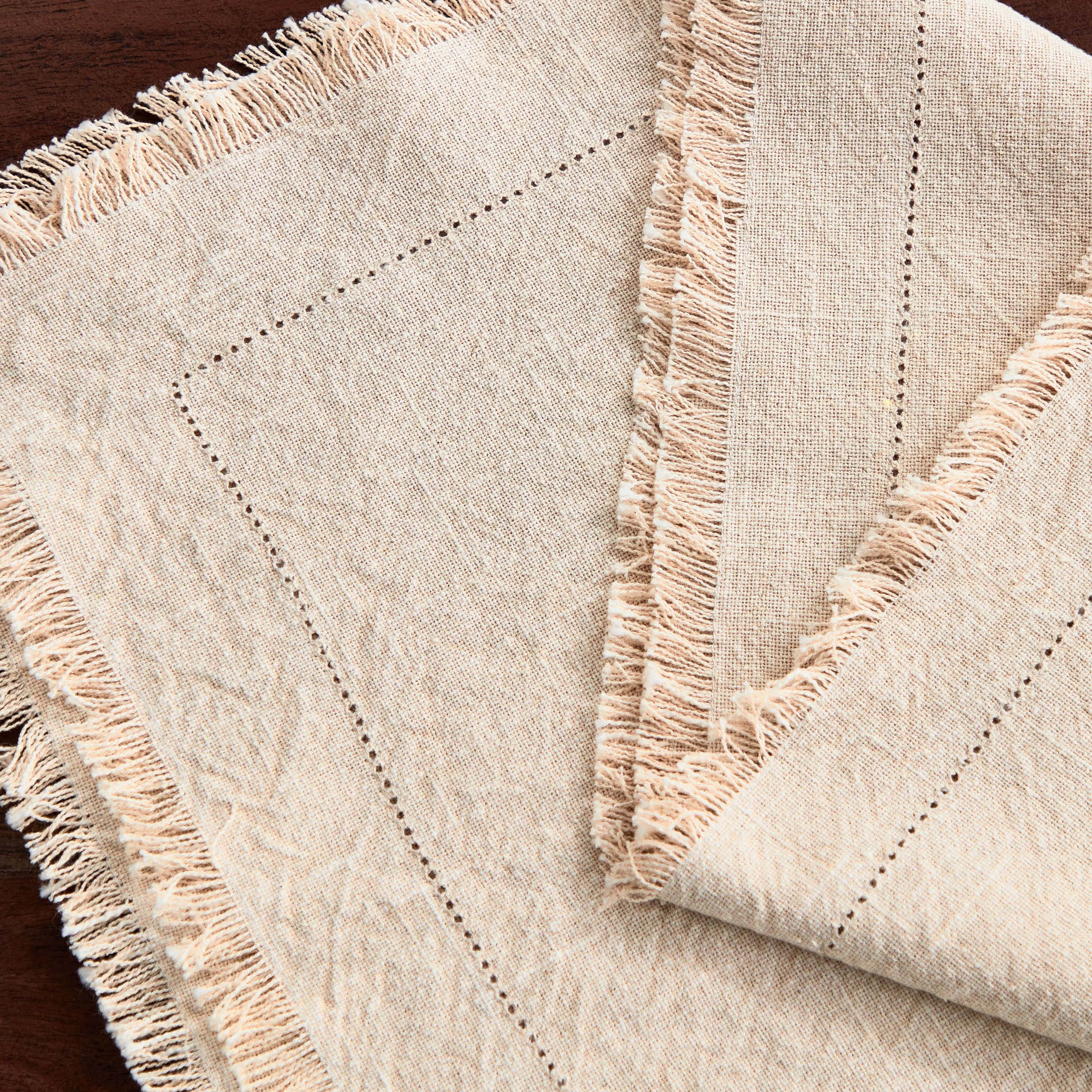 مفرش طاولة من ناتوريو - 40x180 سم-hbxdecorandfurnishings-homefurnishings-tablelinens-image-4