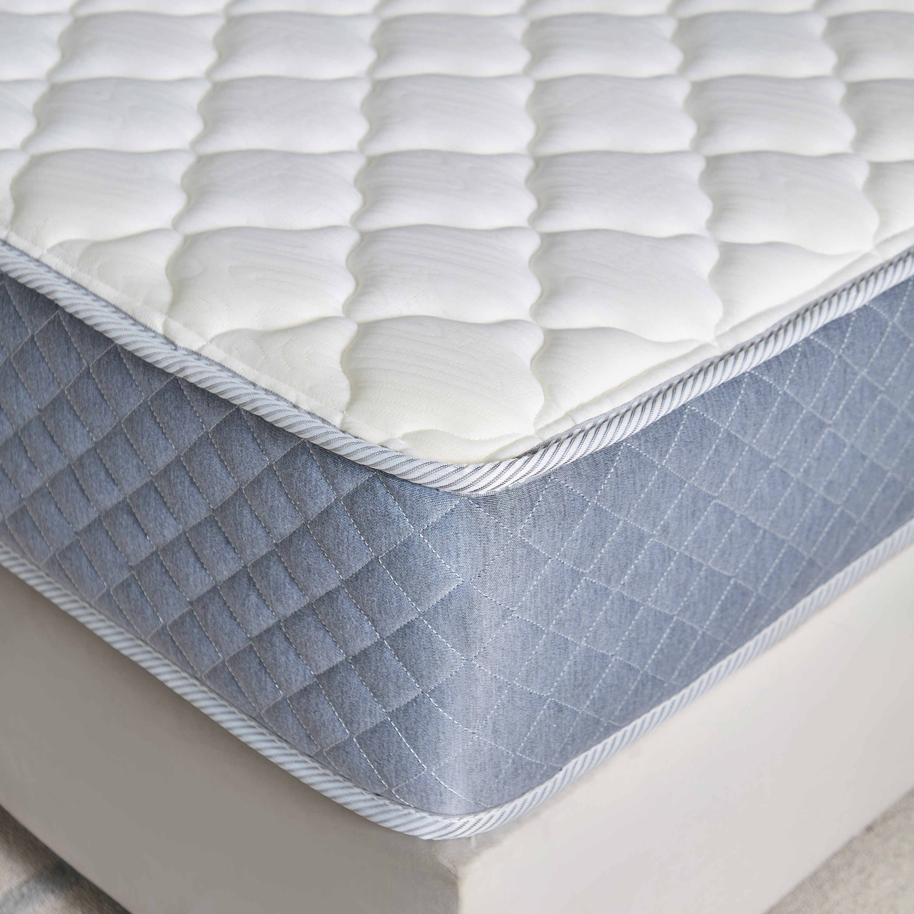 SleepLuxe iRoyal Visco Knitted Breathable Fabric Medium Firm Pocket Spring Mattress - 180x200x25 cm-hbxfurniture-mattresses-king-image-6