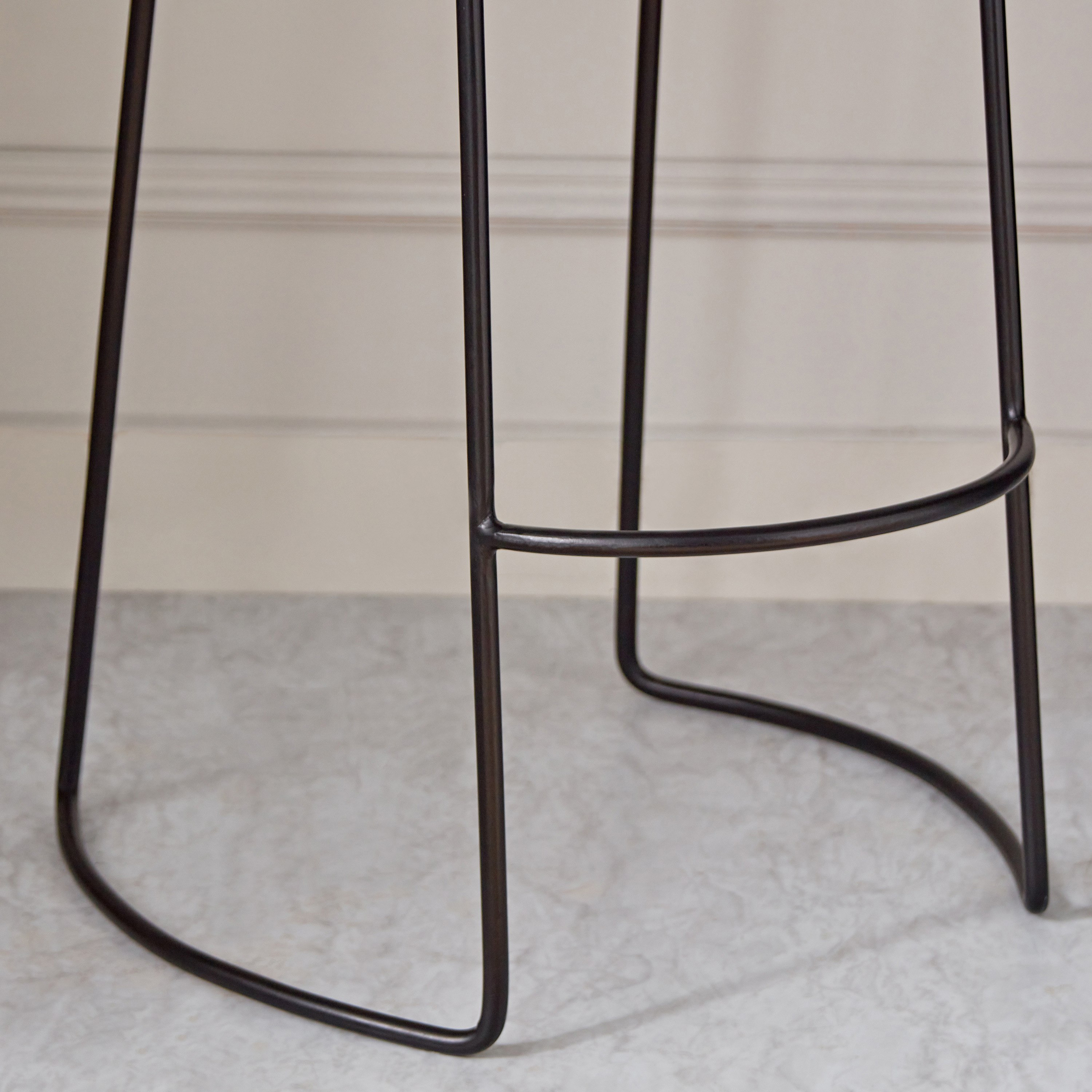 مقعد للمشرب - جافين من كافون-hbxfurniture-diningroom-barcountersandbarstools-image-6