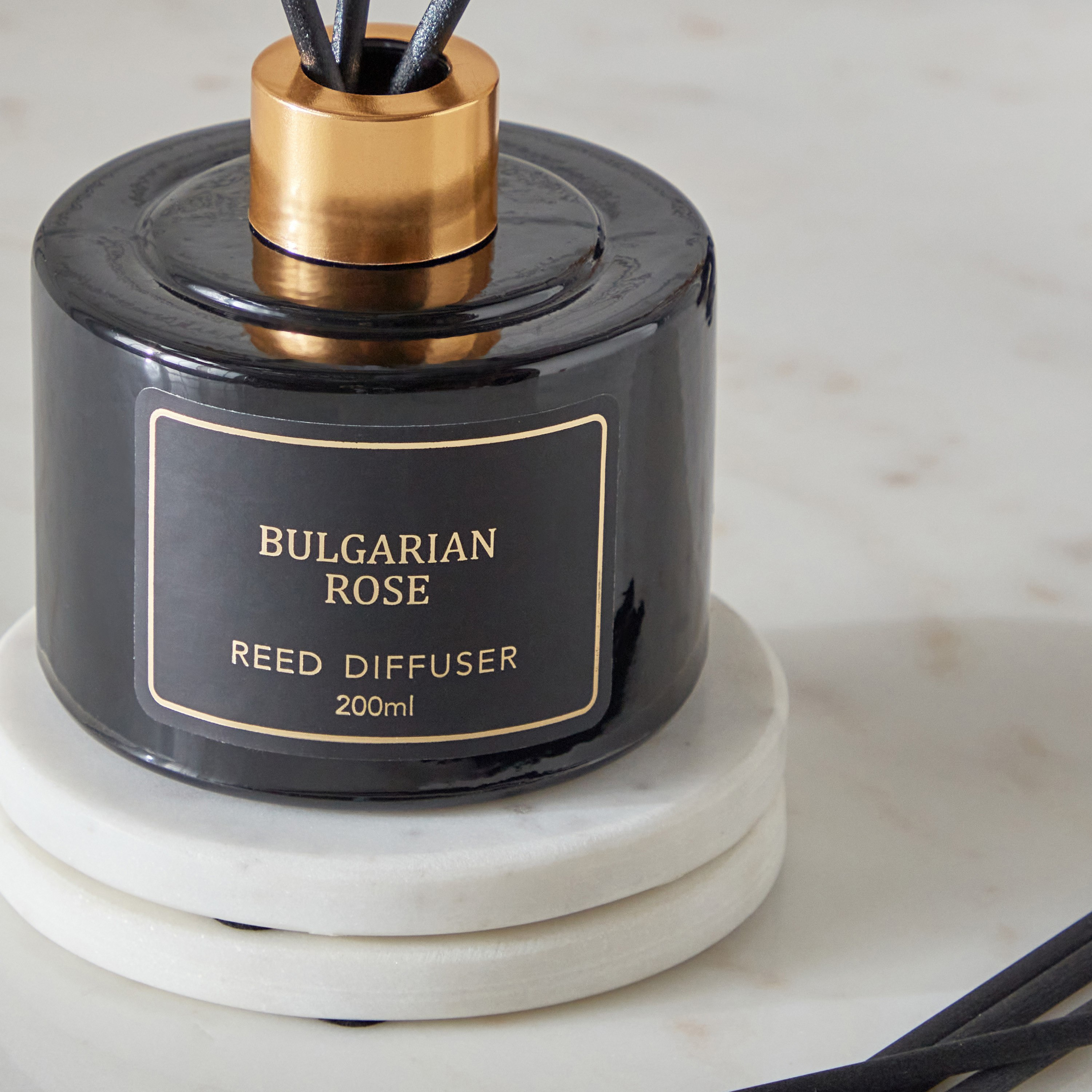 موزع عطور عيدان برائحة الورد البلغاري من رابيا - 200 مل-PROMO_HB_AE_B2G2_011025-image-3