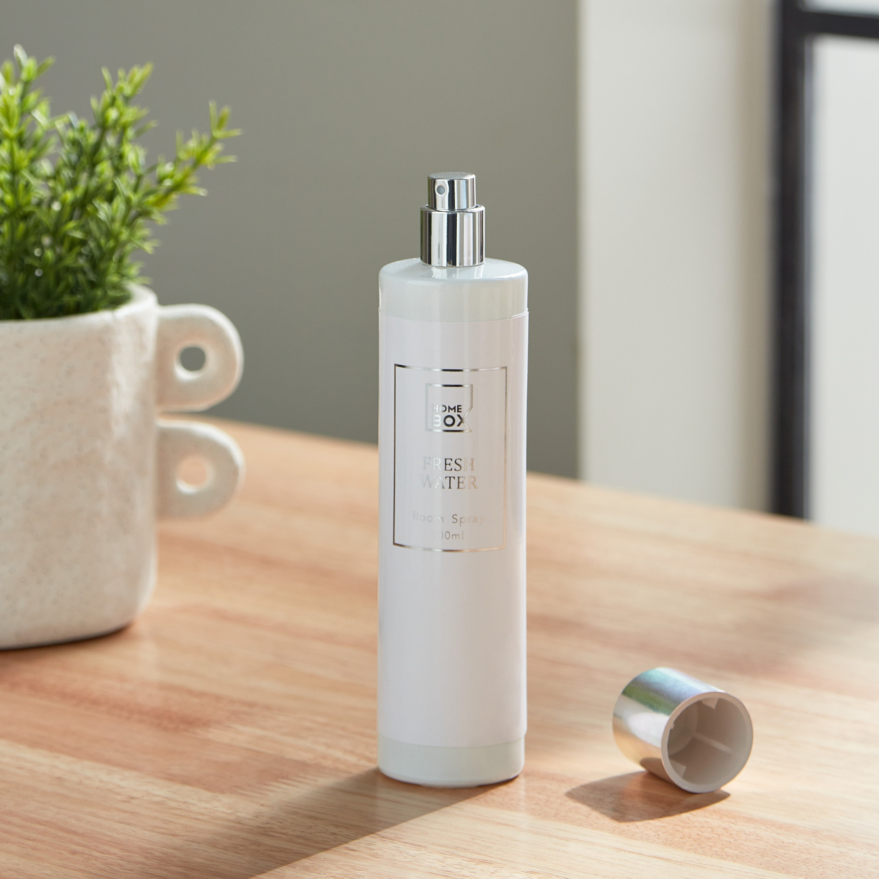 معطر غرف فريش ووتر من أبيض - 100 مل-hbxdecorandfurnishings-homefragrance-roomfreshnersandaromamist-image-2