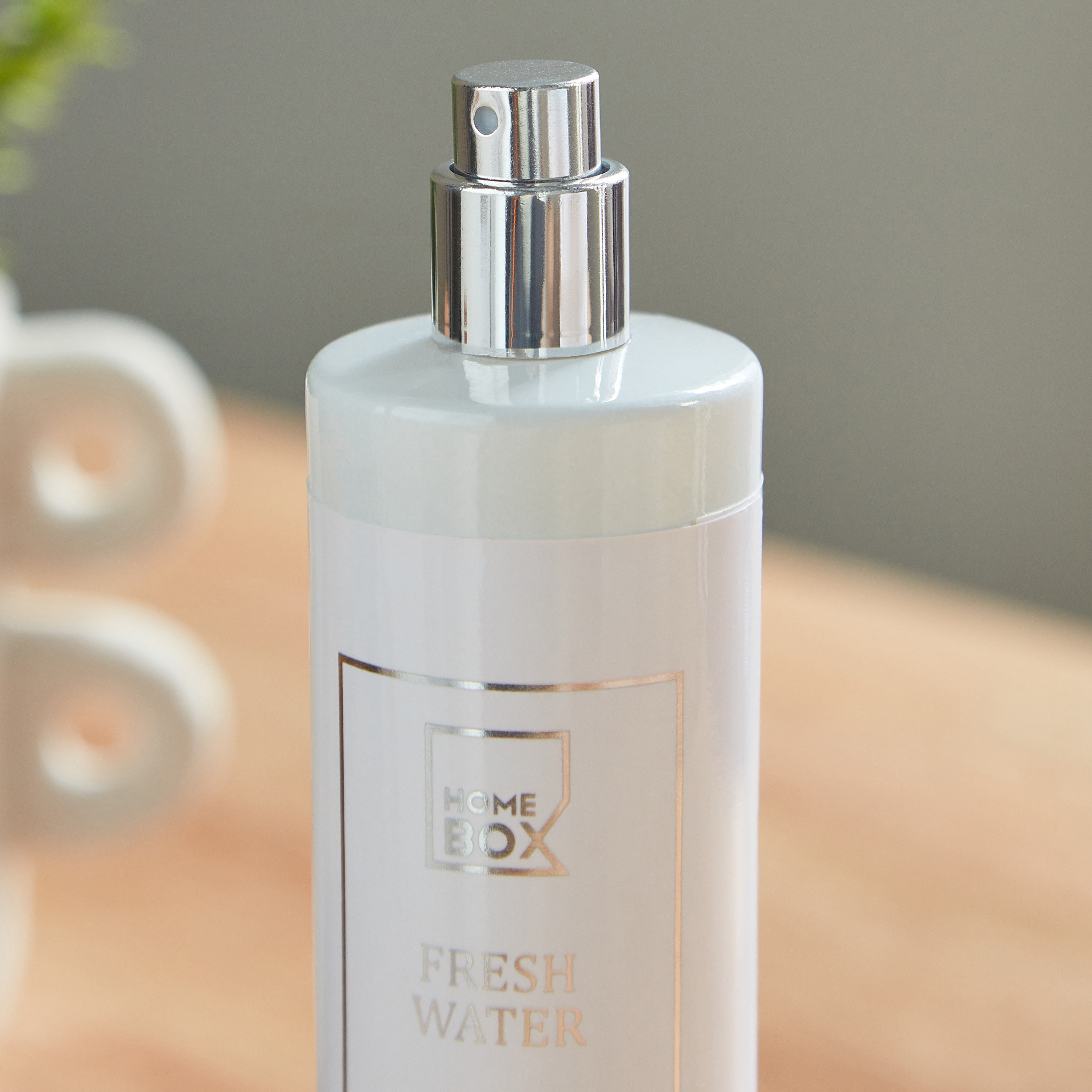 معطر غرف فريش ووتر من أبيض - 100 مل-hbxdecorandfurnishings-homefragrance-roomfreshnersandaromamist-image-3