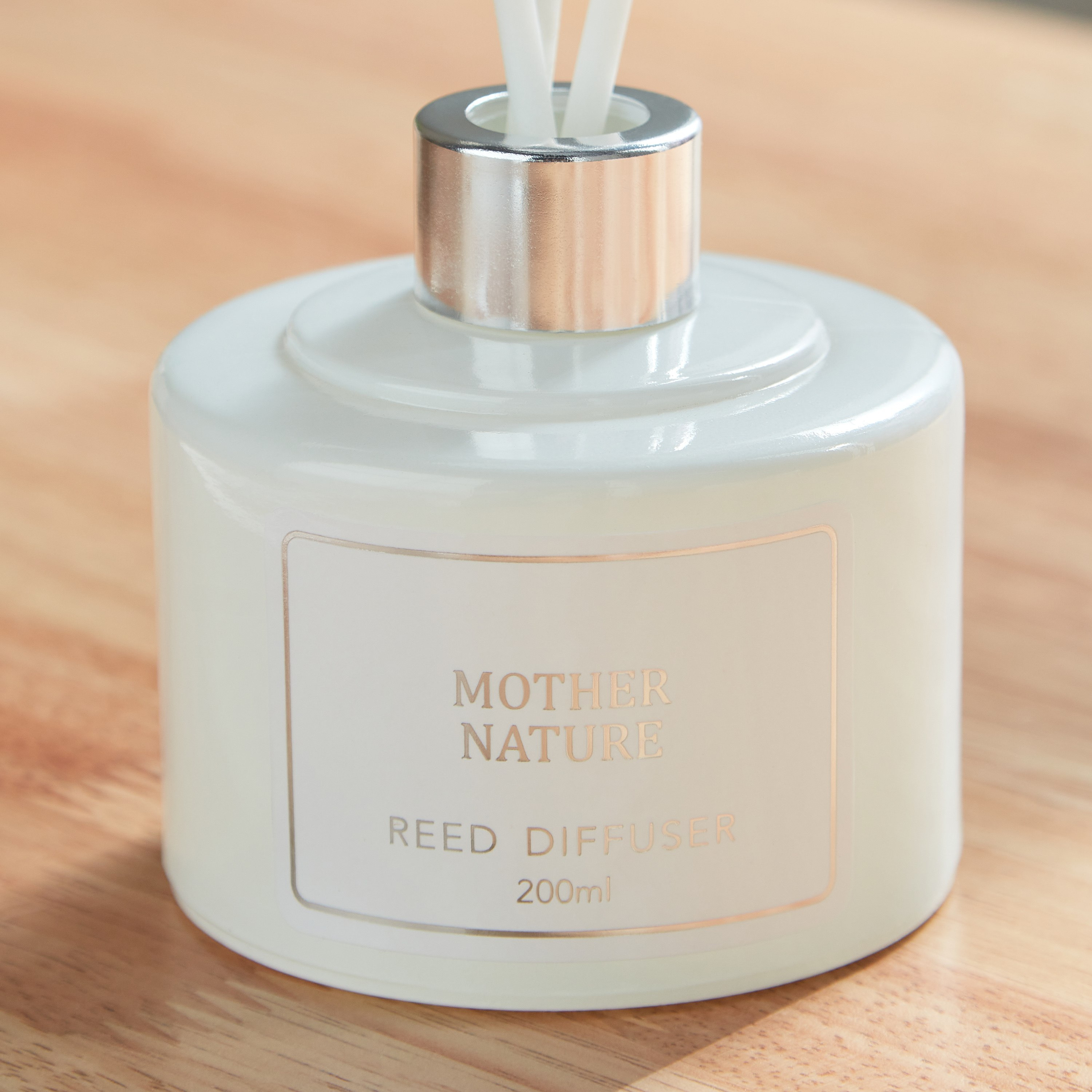 Abyad Fresh Water Reed Diffuser - 200 ml-PROMO_HB_AE_B2G2_011025-image-4