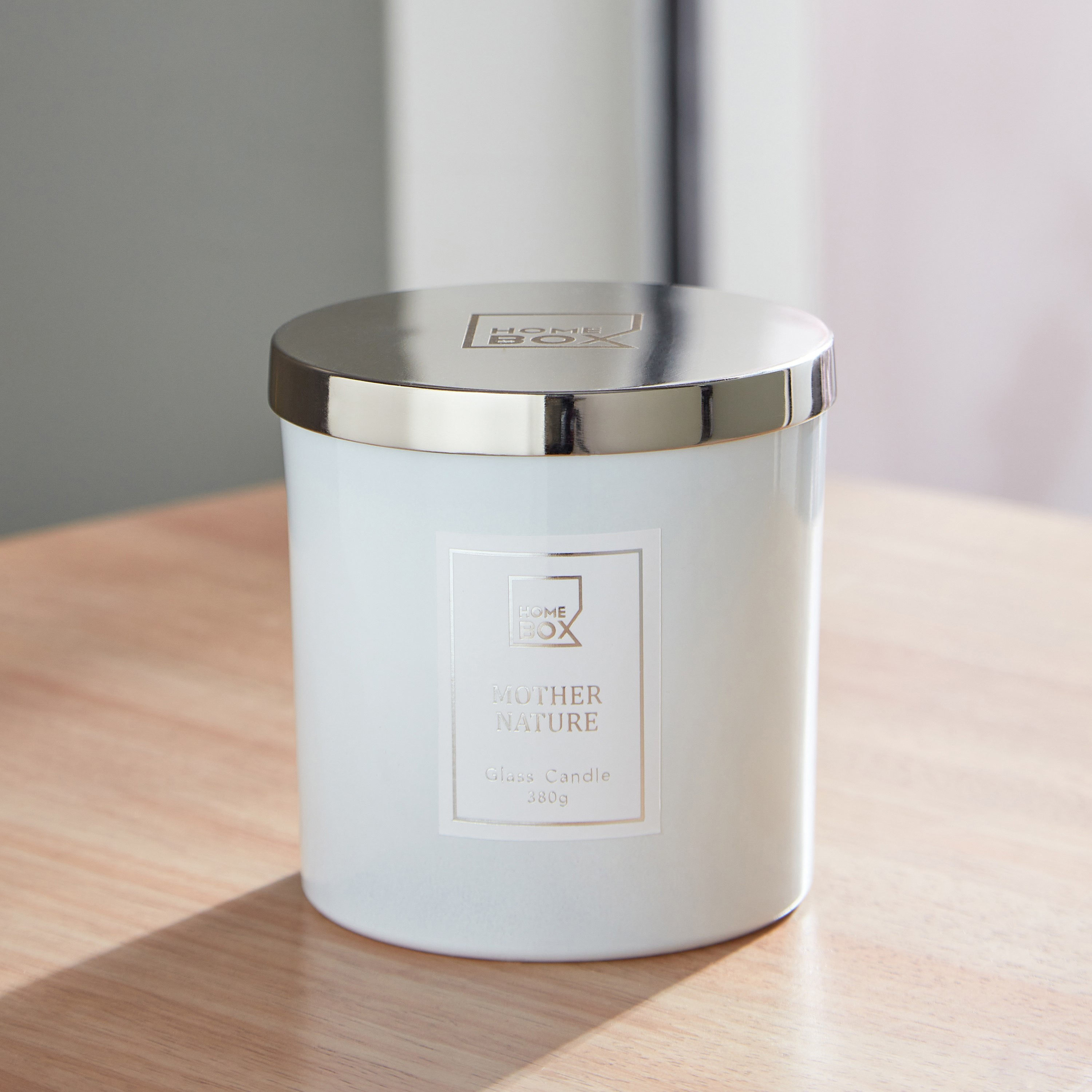 جرة شموع معطرة بغطاء ماذر ناتشر من أبيض - 380 جم-hbxlivingroom-decorandaccessories-candles-image-1