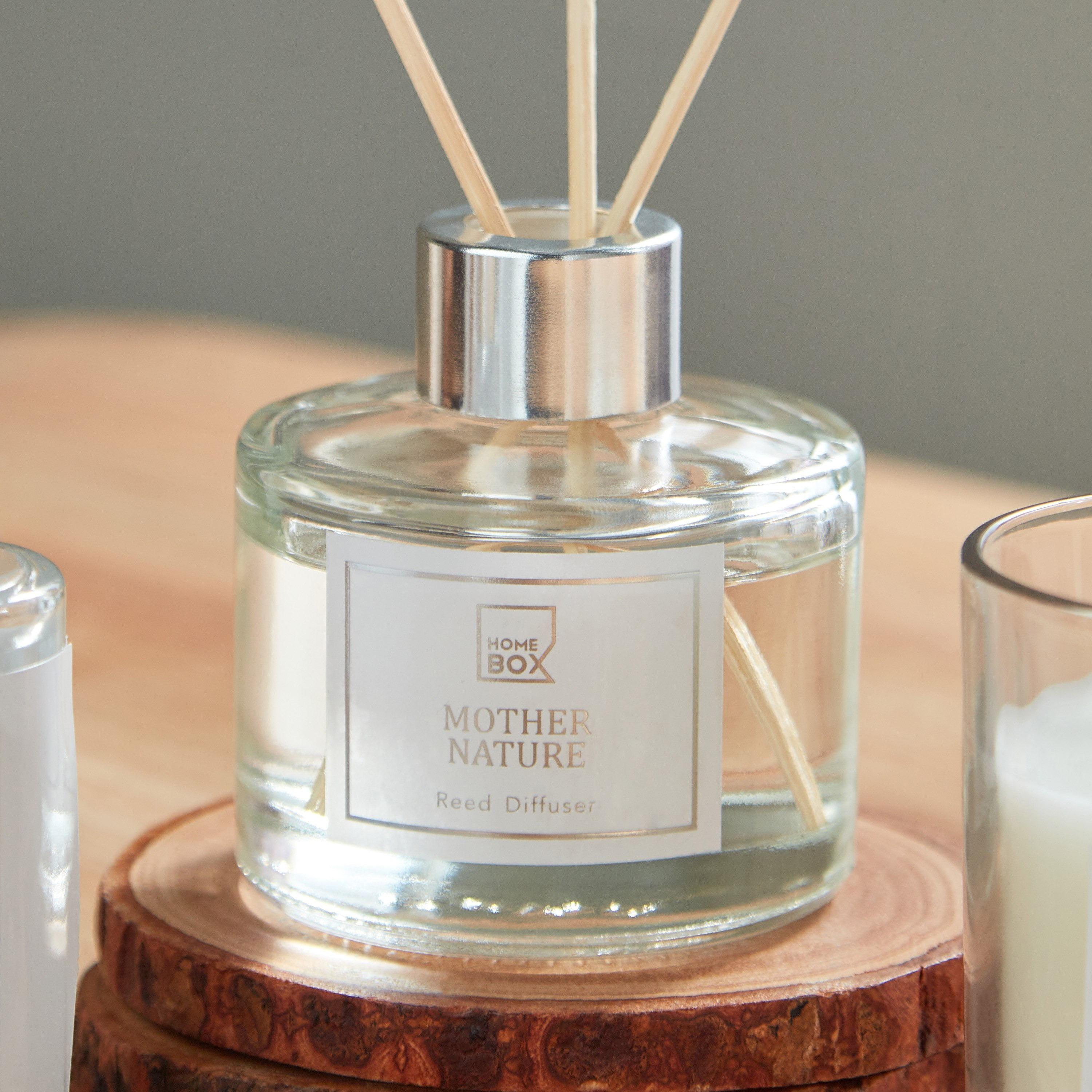 طقم هدايا معطر المنزل الطبيعة الأم من أبيض-hbxdecorandfurnishings-homefragrance-roomfreshnersandaromamist-image-3