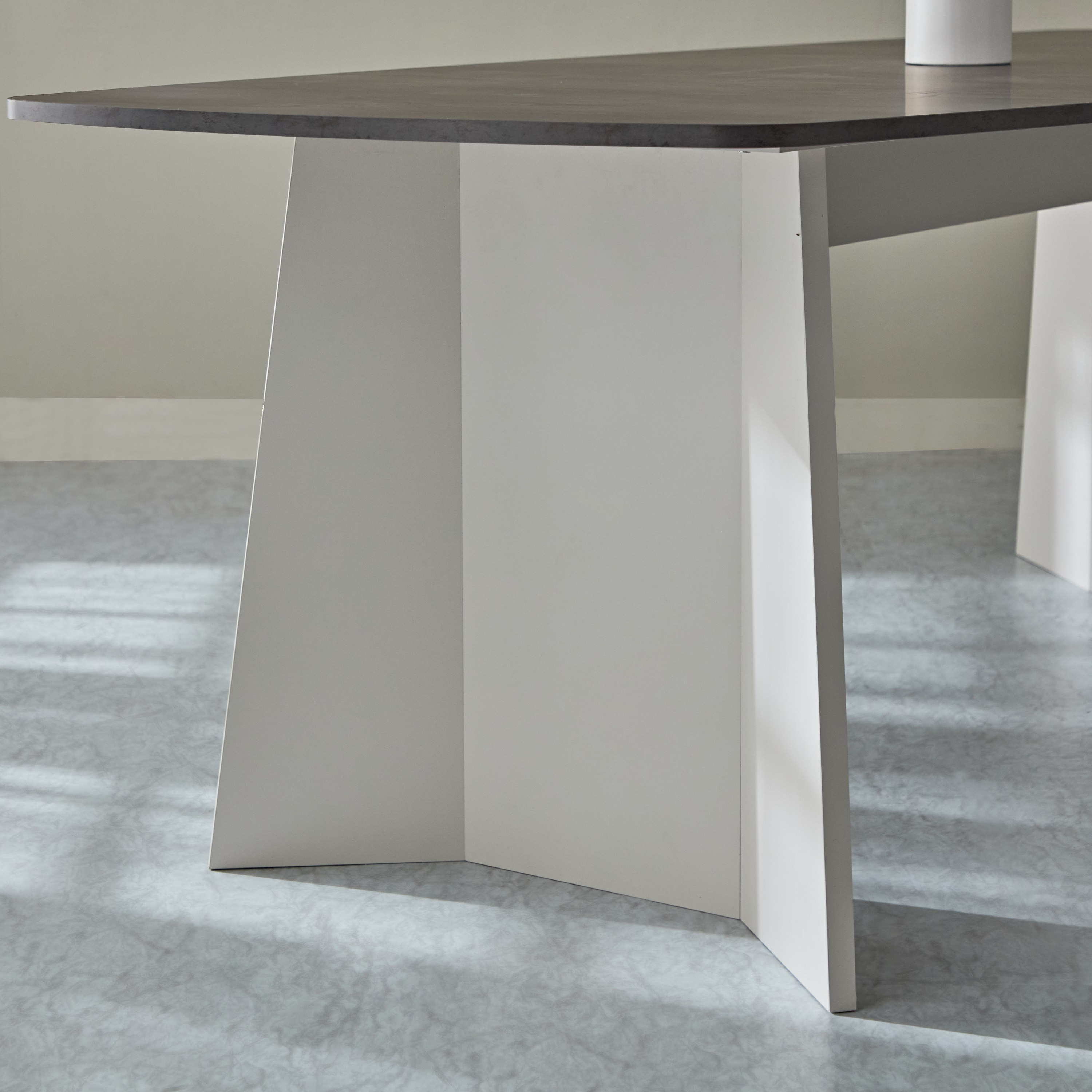 طاولة سفرة 8 مقاعد - لاليتي-hbxfurniture-diningroom-diningtables-eightseater-image-5