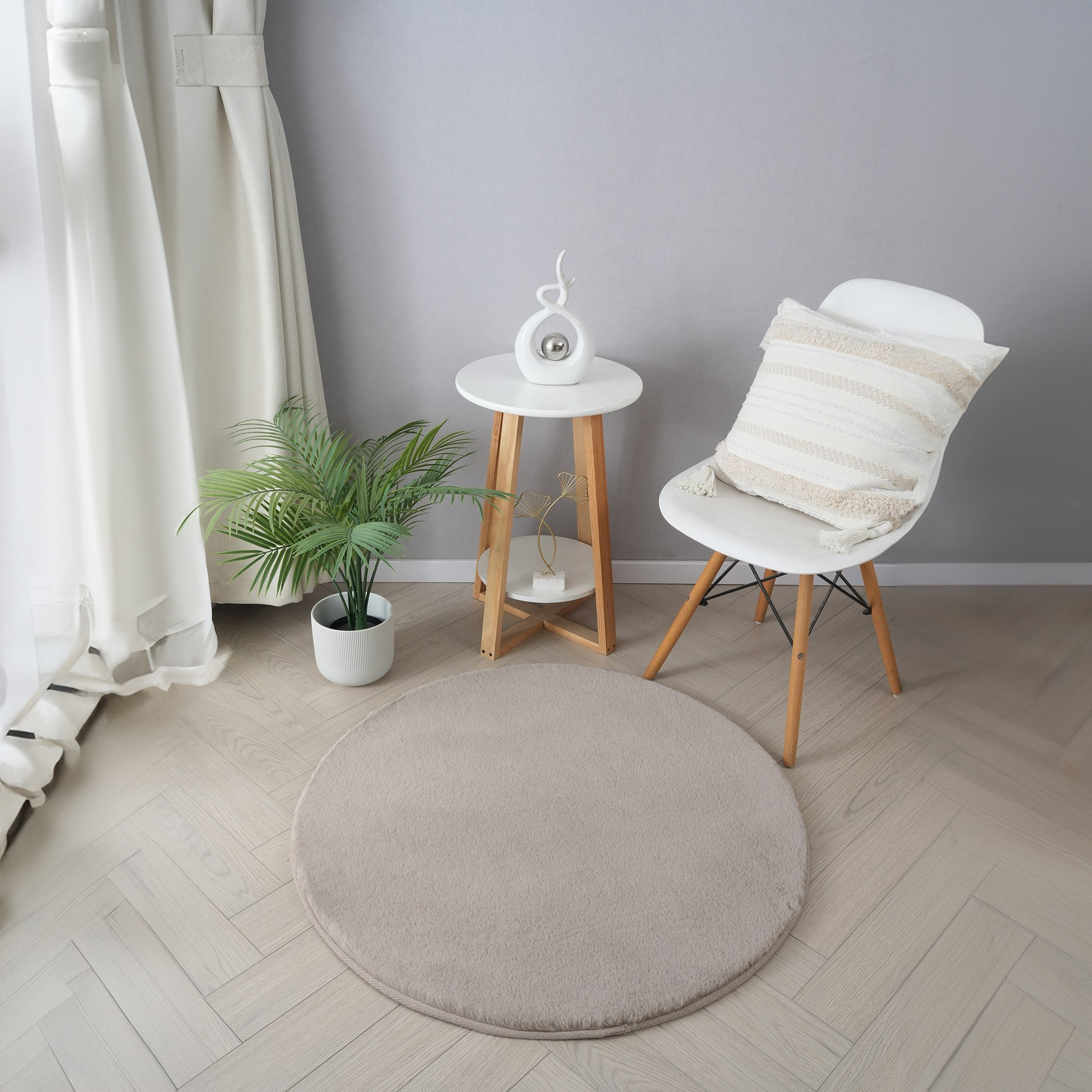 Faux Rabbit Fur Round Rug - 90 cm-hbxdecorandfurnishings-floorcoverings-rugs-image-1