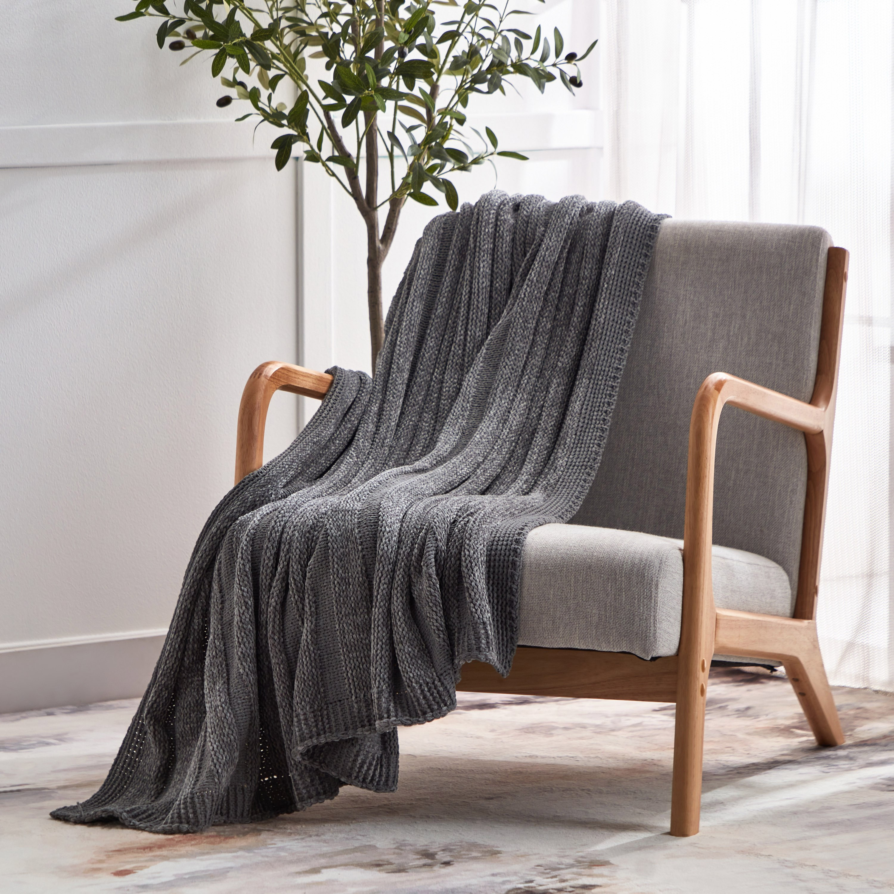 Madison Resse Knitted Acrylic Throw - 130x170 cm-hbxhomeware-hbxbedroom-image-1