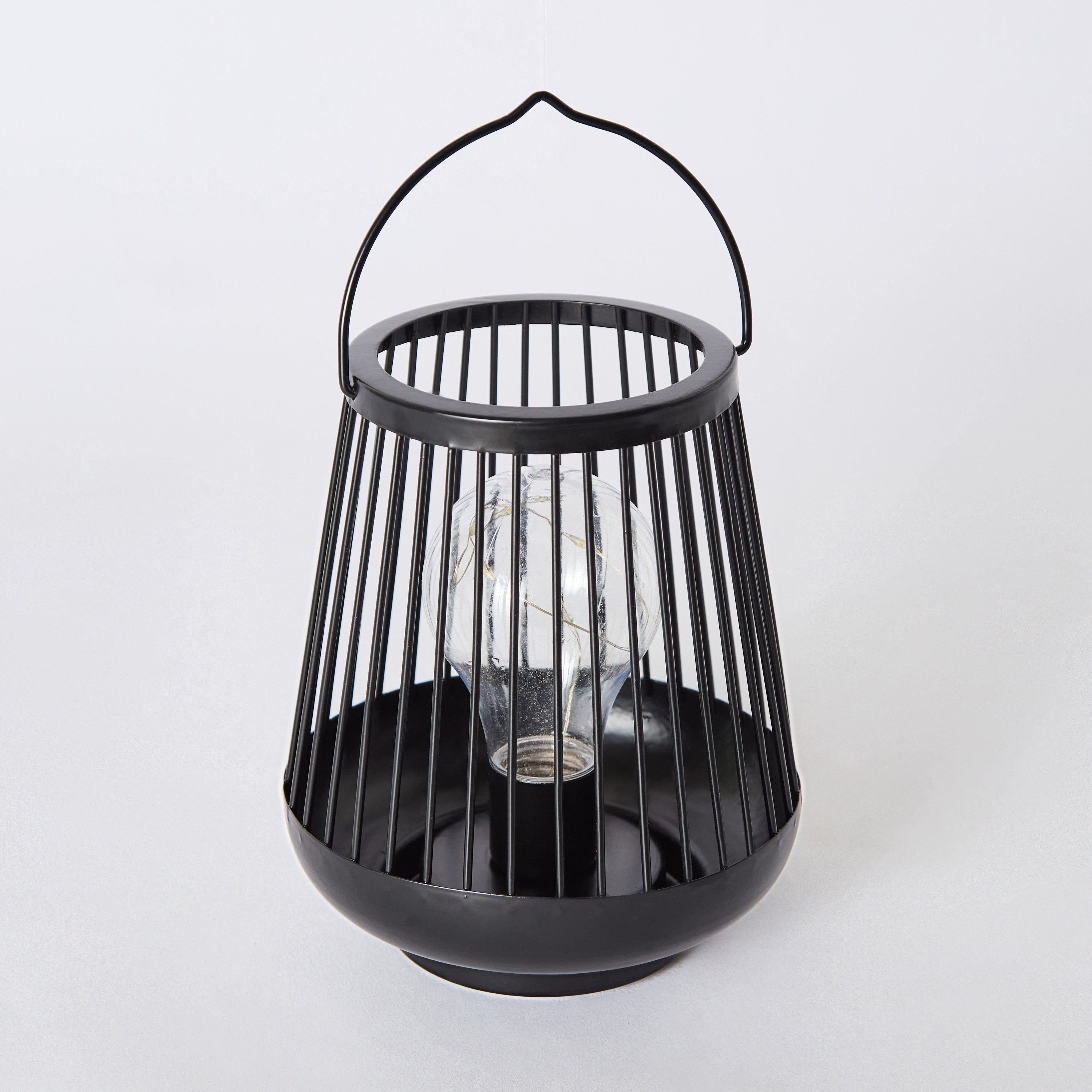 Sera Metal LED Lantern-PROMO_HB_AE_B2G2_011025-image-6