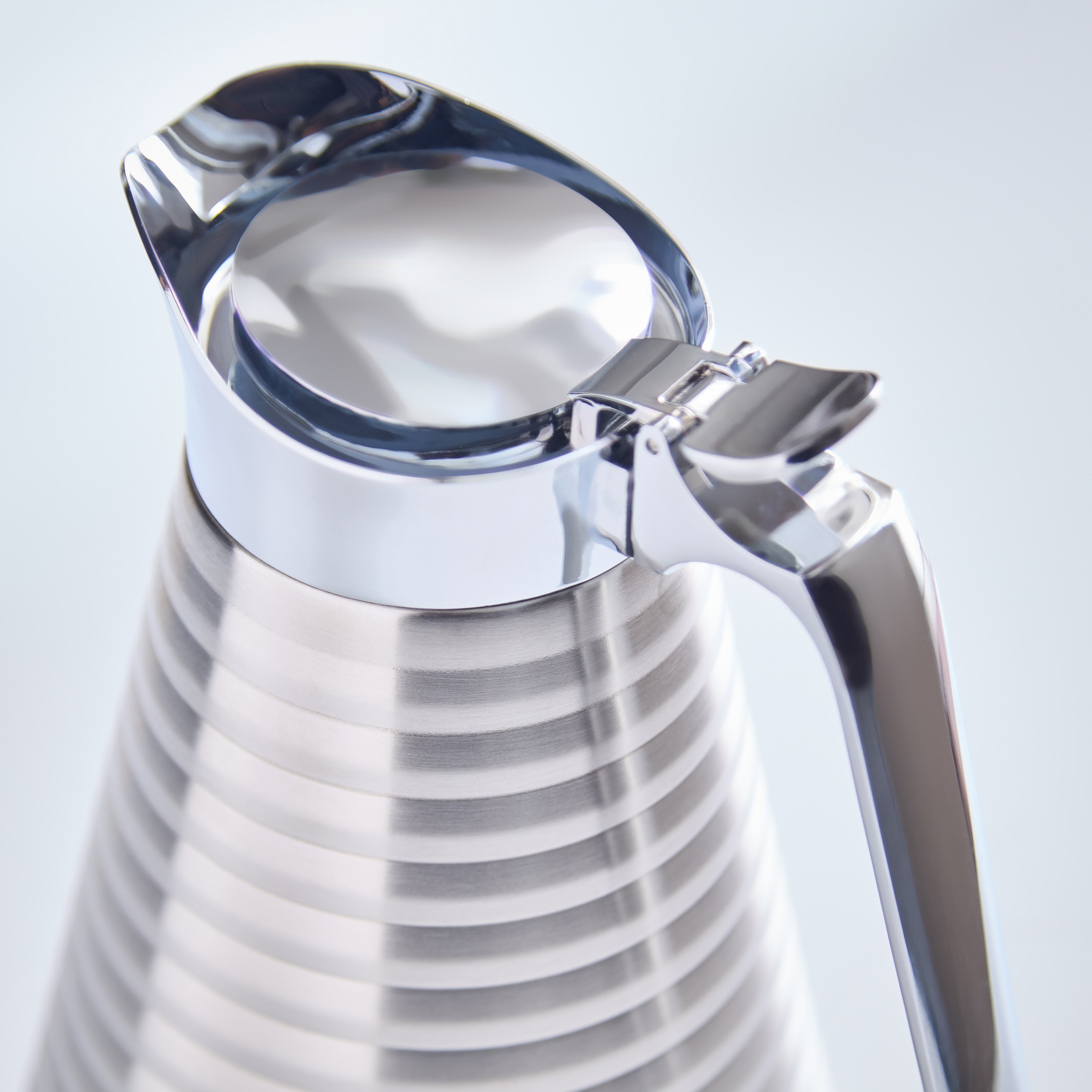 ترمس ستانلس ستيل - 1 لتر-hbxhomeware-hbxkitchen-image-3