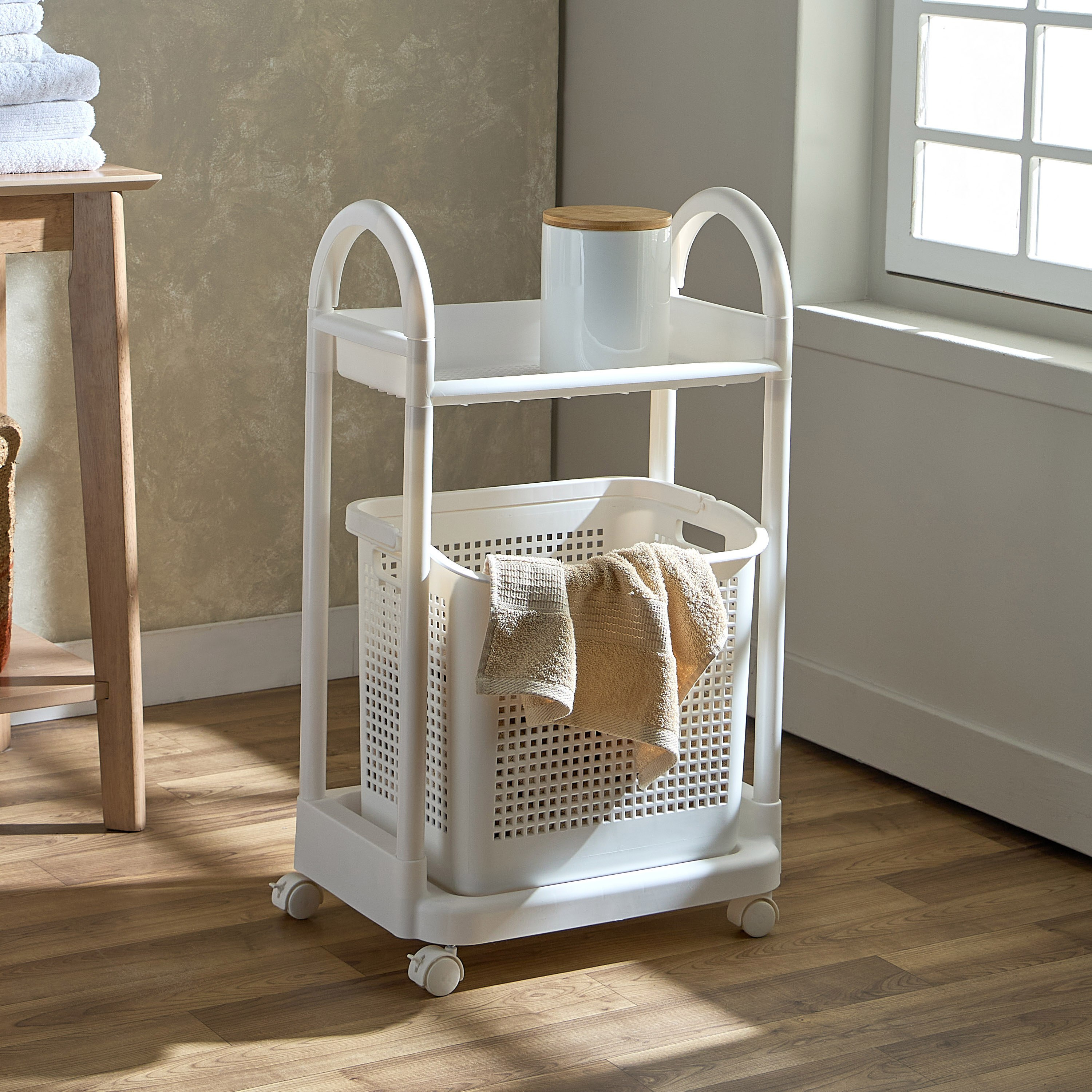 سّلة غسيل بمساحة تخزين-hbxbathroom-bathroomstorage-laundryhampers-image-1