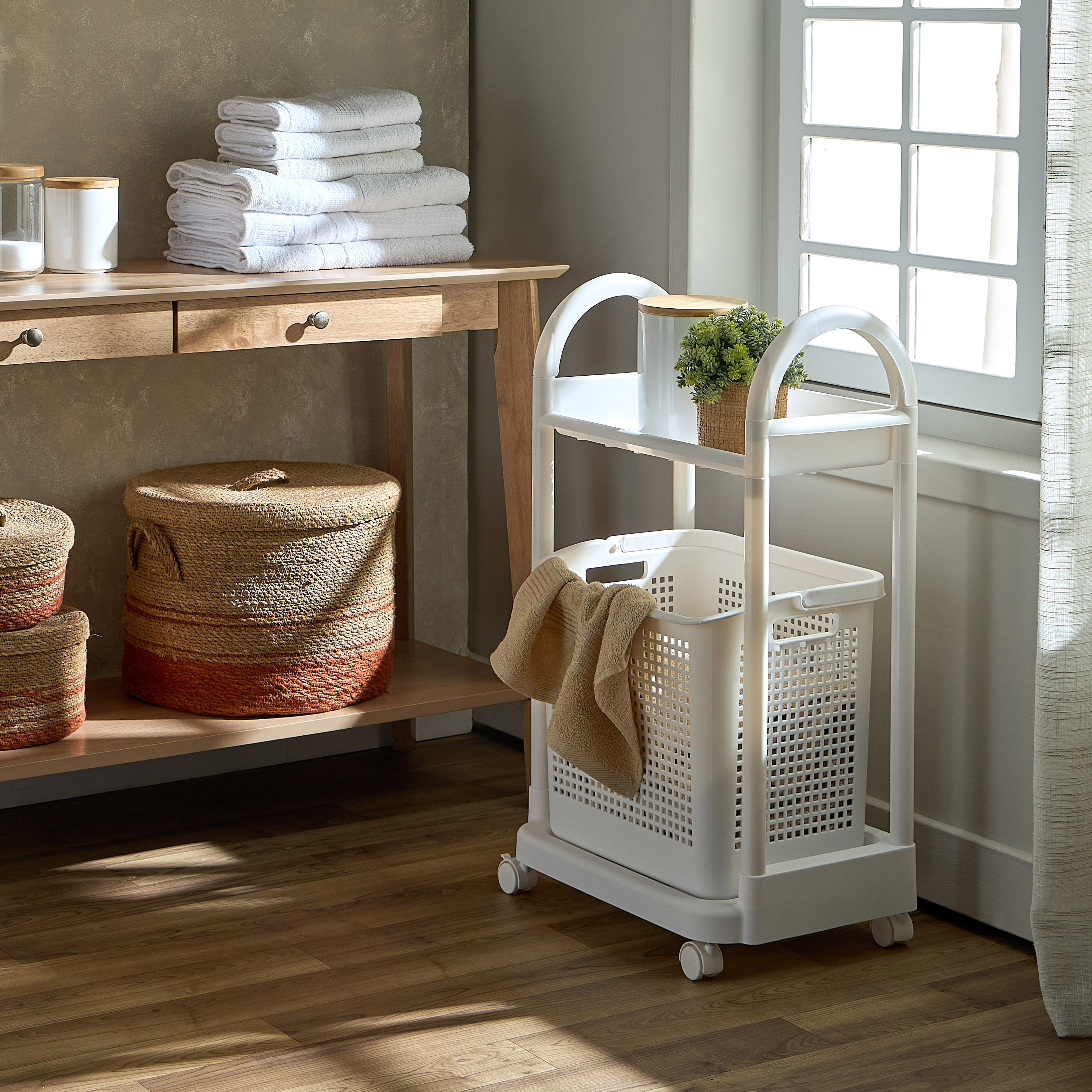 سّلة غسيل بمساحة تخزين-hbxbathroom-bathroomstorage-laundryhampers-image-7