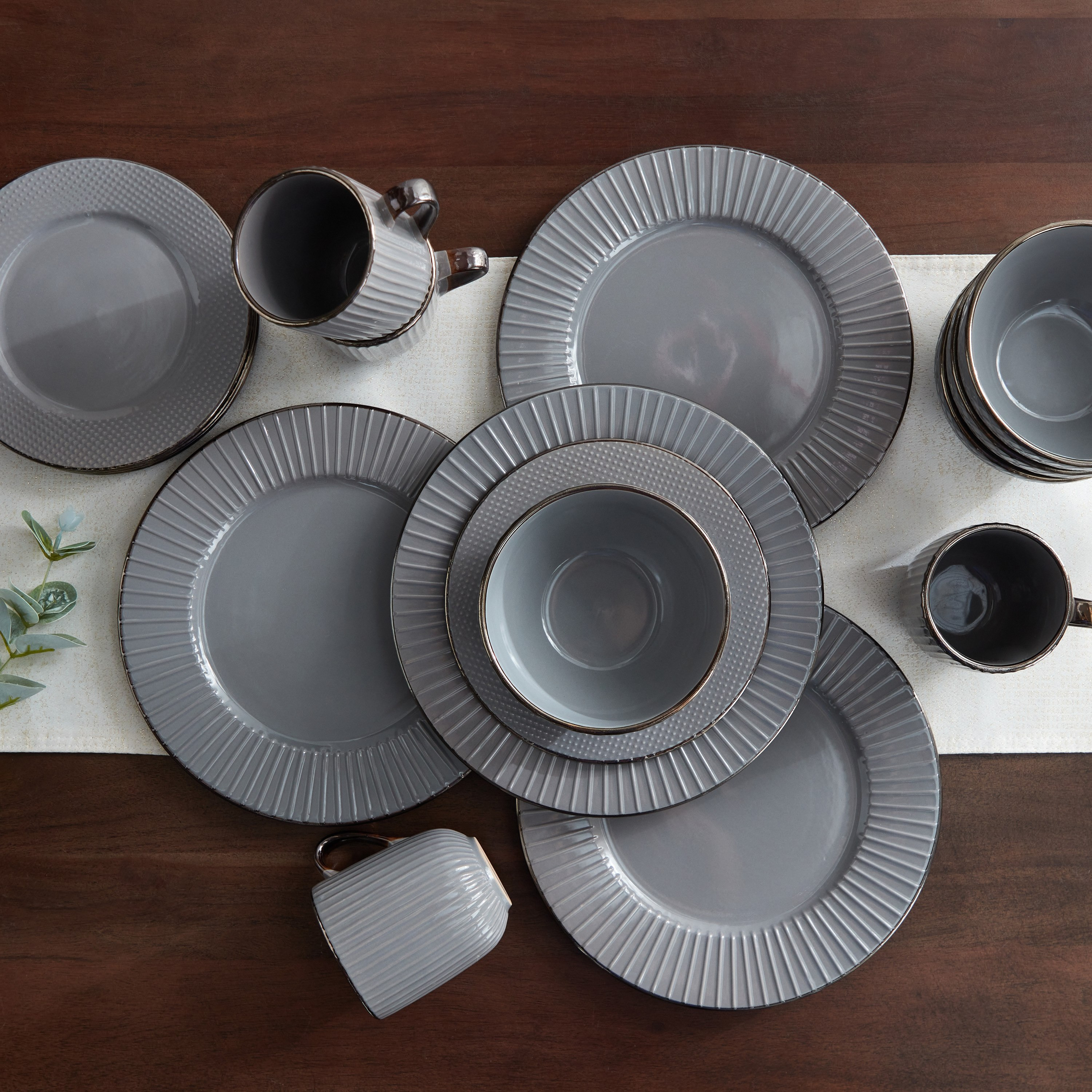 Buy Bella 16-Piece Dinner Set Online In UAE | Homebox