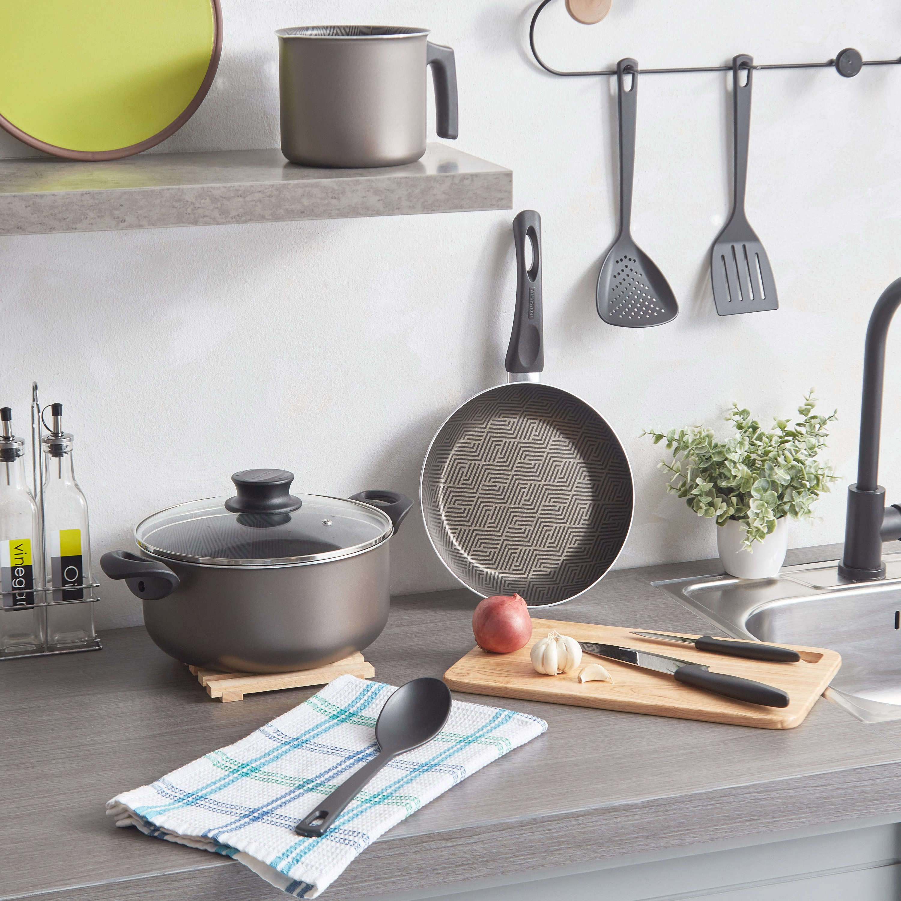 طقم أواني طهي غير لاصقة 9 قطع باريس من ترامونتينا-hbxhomeware-hbxkitchen-image-1