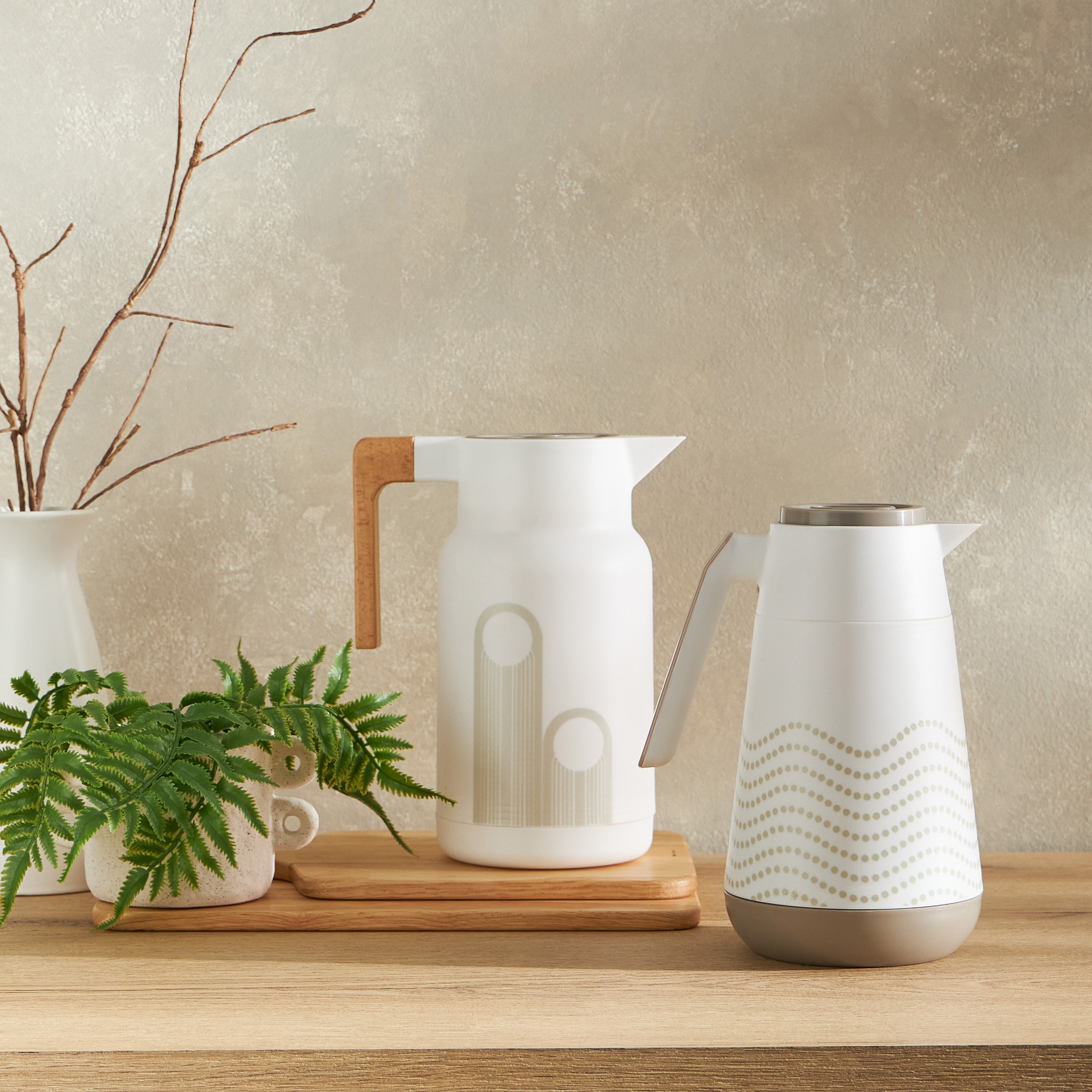 قارورة عازلة للحرارة من فيستا- 1 لتر-hbxhomeware-hbxkitchen-image-5