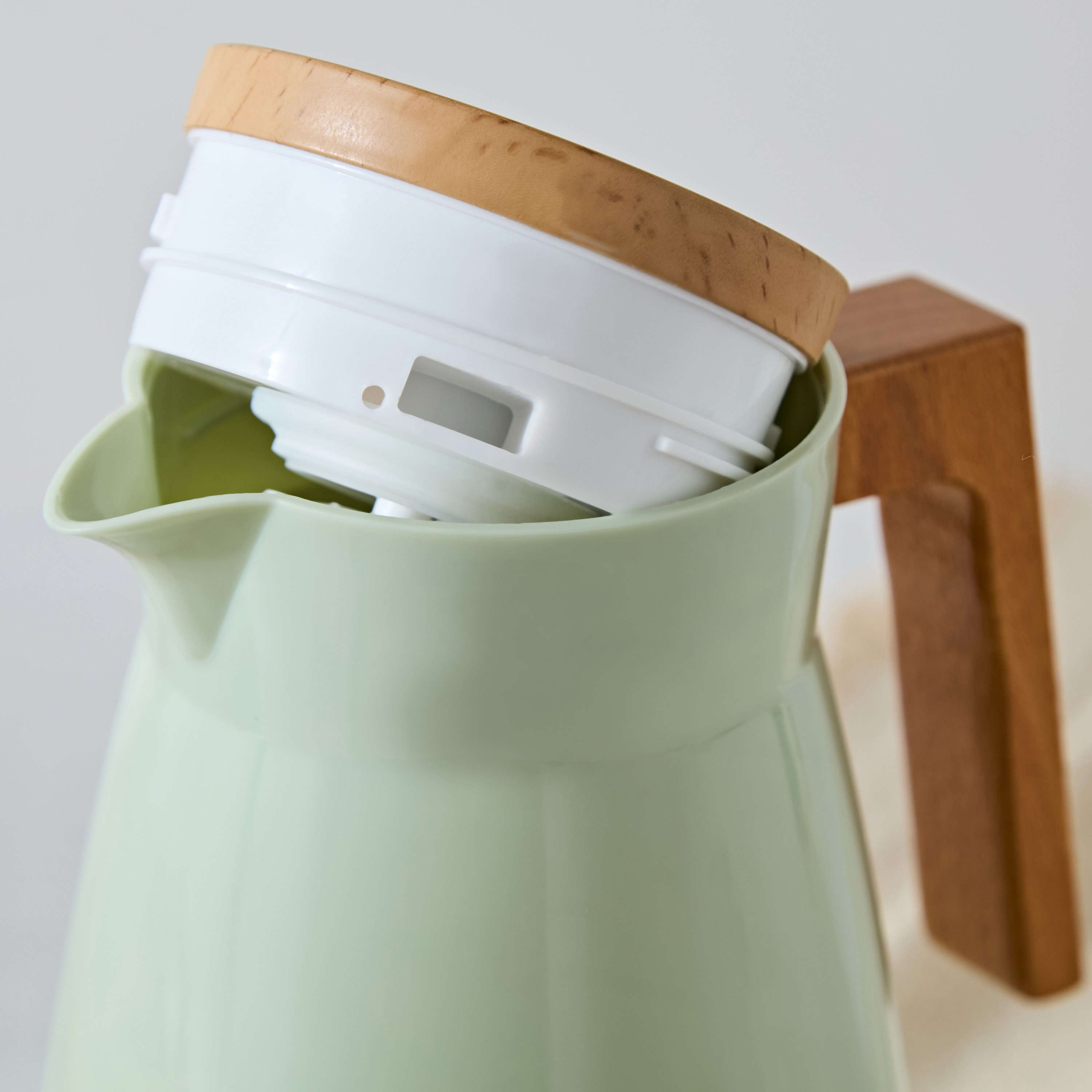 Sage Vacuum Flask - 1 L-hbxhomeware-hbxkitchen-image-4