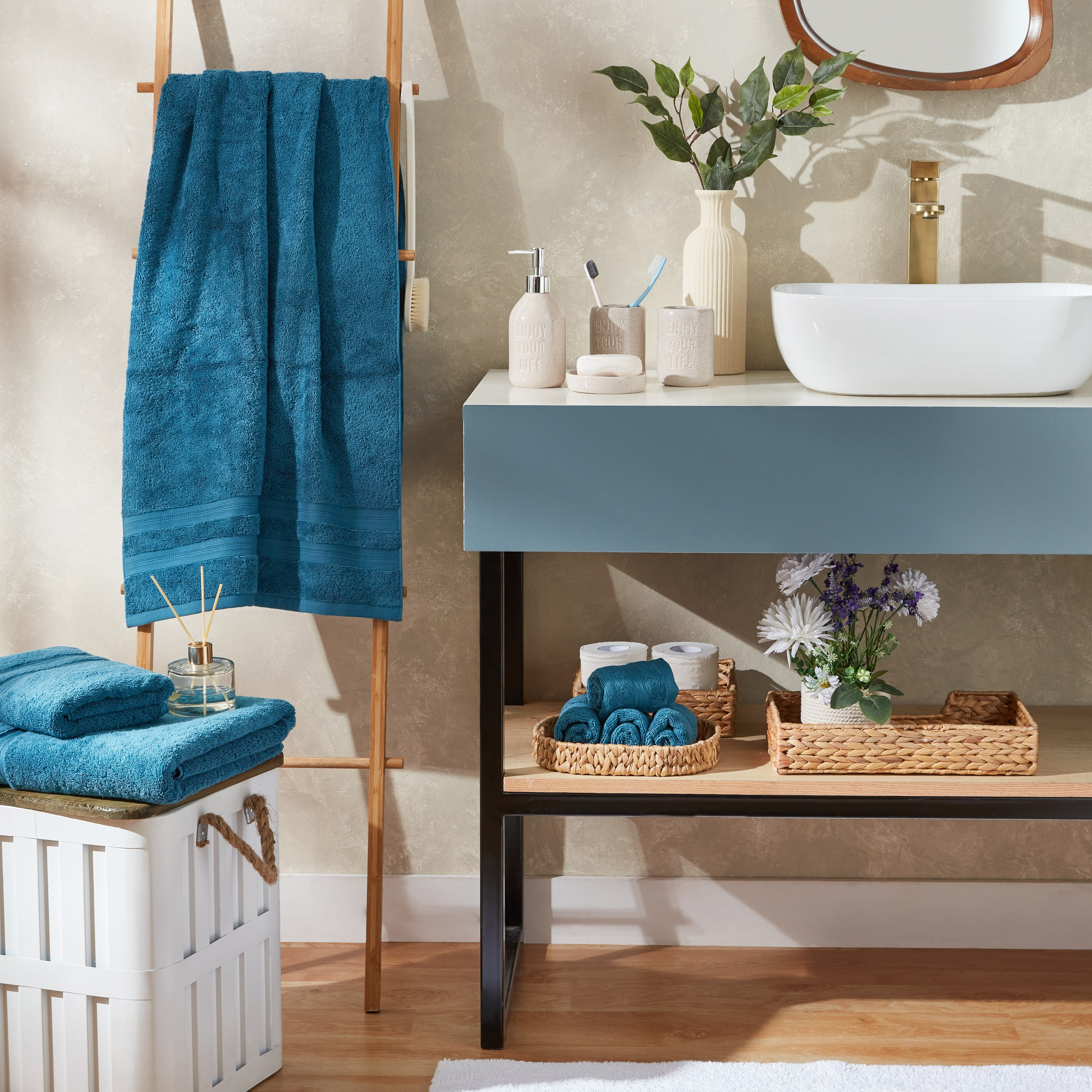 Jiva Naturally Fresh Bath Towel - 70x140 cm-hbxbathroom-bathroomtextiles-image-4