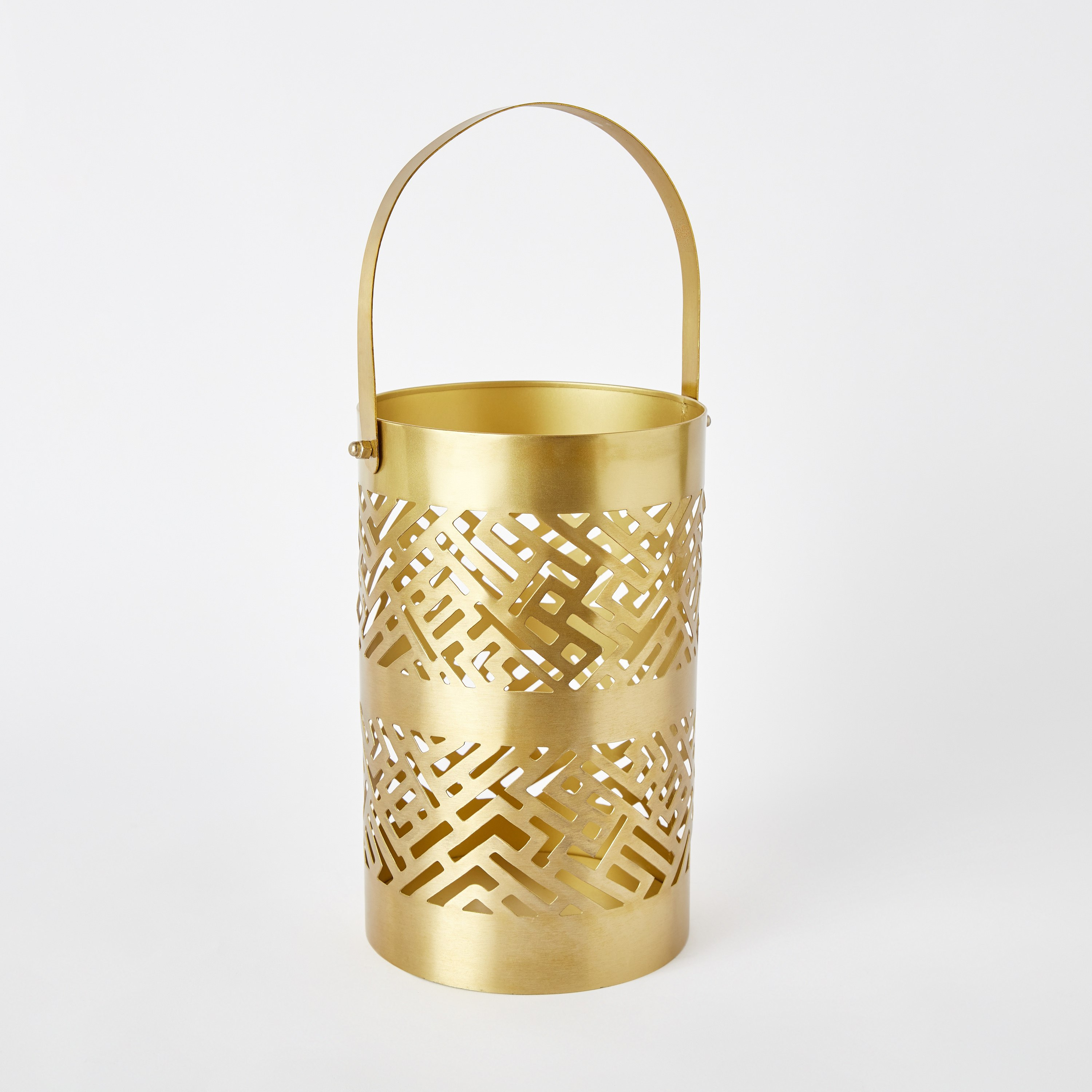 فانوس معدني معلق بتصاميم مفرغة من هيرين - 15x15x25 سم-hbxdecorandfurnishings-homeaccessories-lanterns-image-6