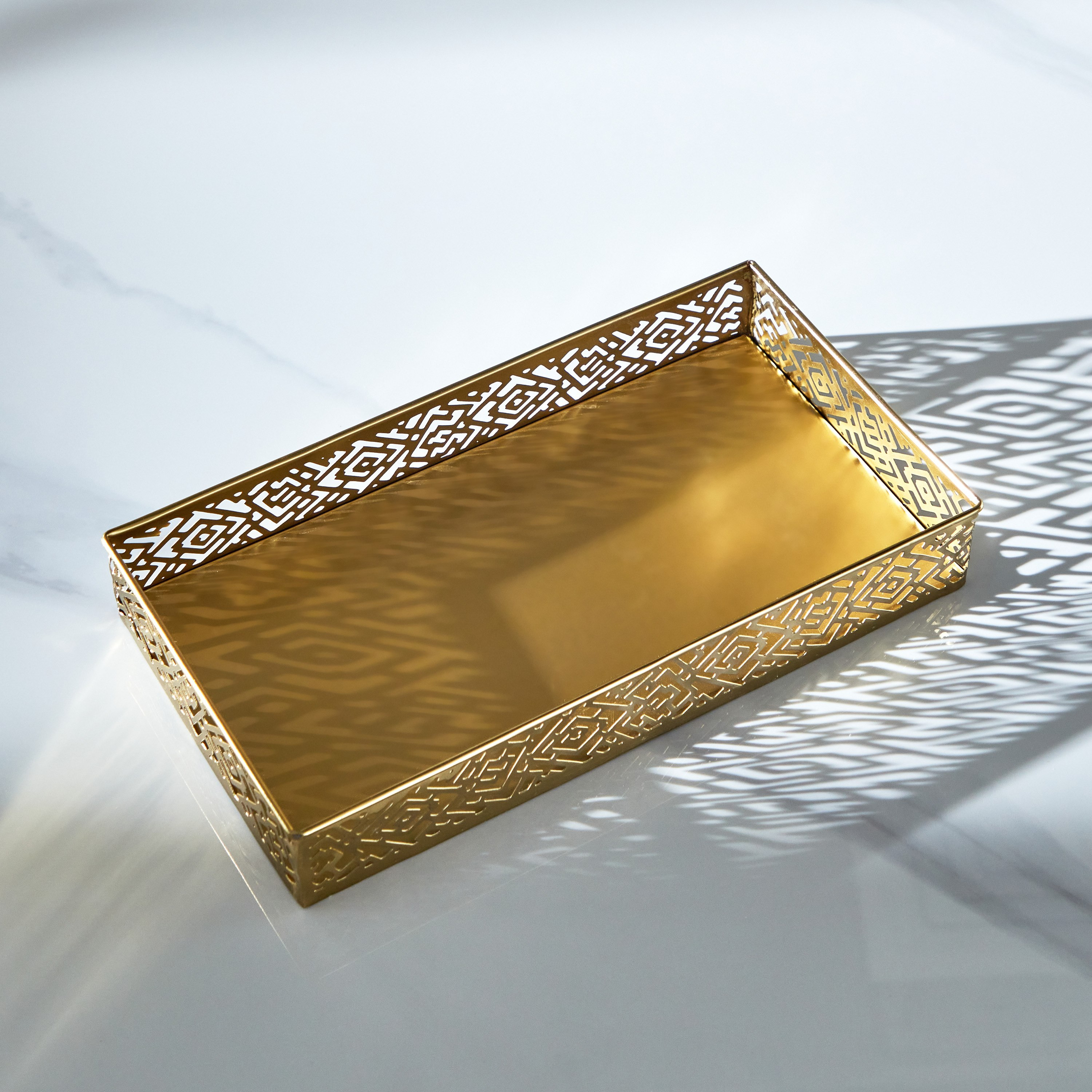 صينية مستطيلة معدنية بتصاميم مفرّغة من هيرين - 30x15x3.5 سم-PROMO_HB_AE_B2G2_011025-image-3