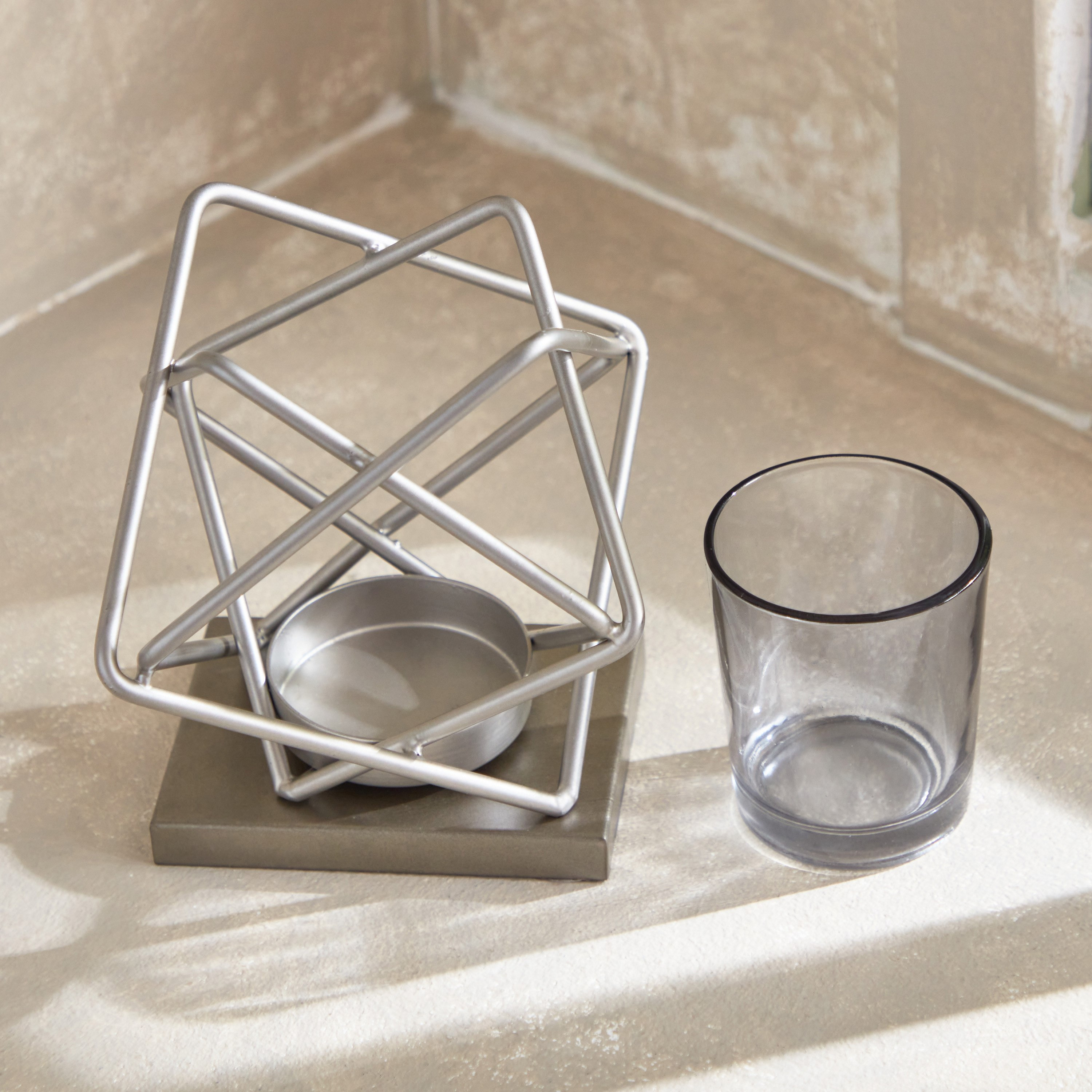 حامل شموع فوتيف معدن وزجاج بسلك من إنيجما - 13x13x12 سم-hbxlivingroom-decorandaccessories-candleholders-image-3