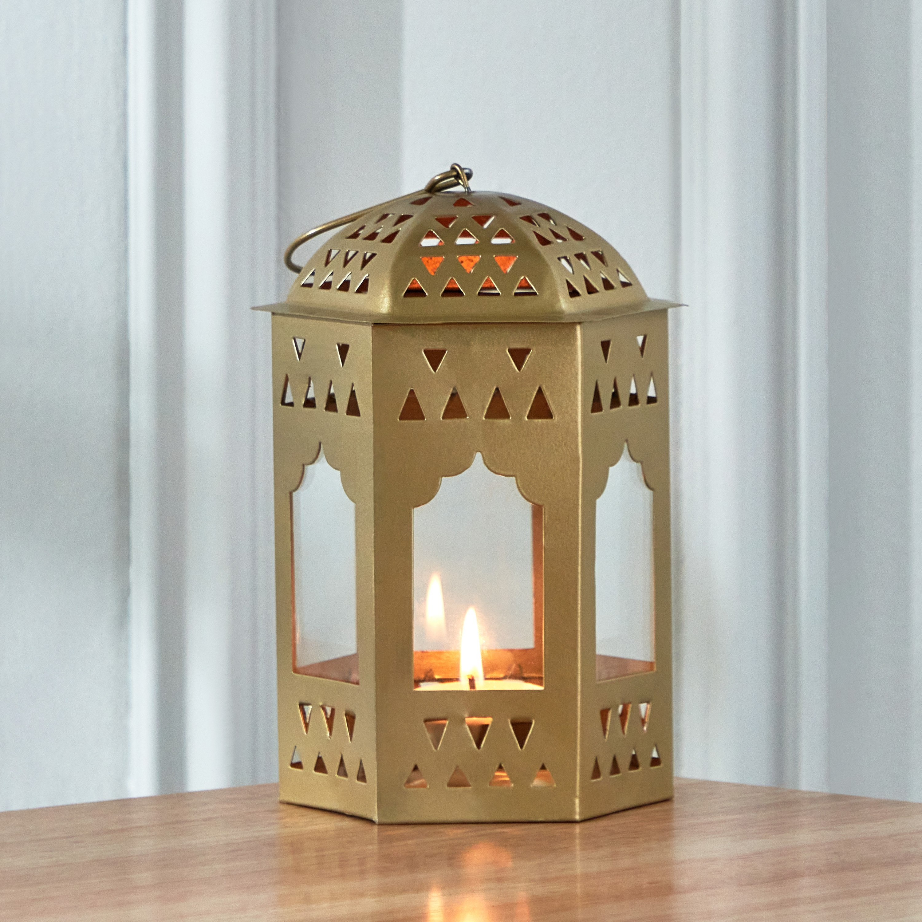 فانوس معدني وزجاجي من إنيد - 9x9x15 سم-hbxdecorandfurnishings-homeaccessories-lanterns-image-1