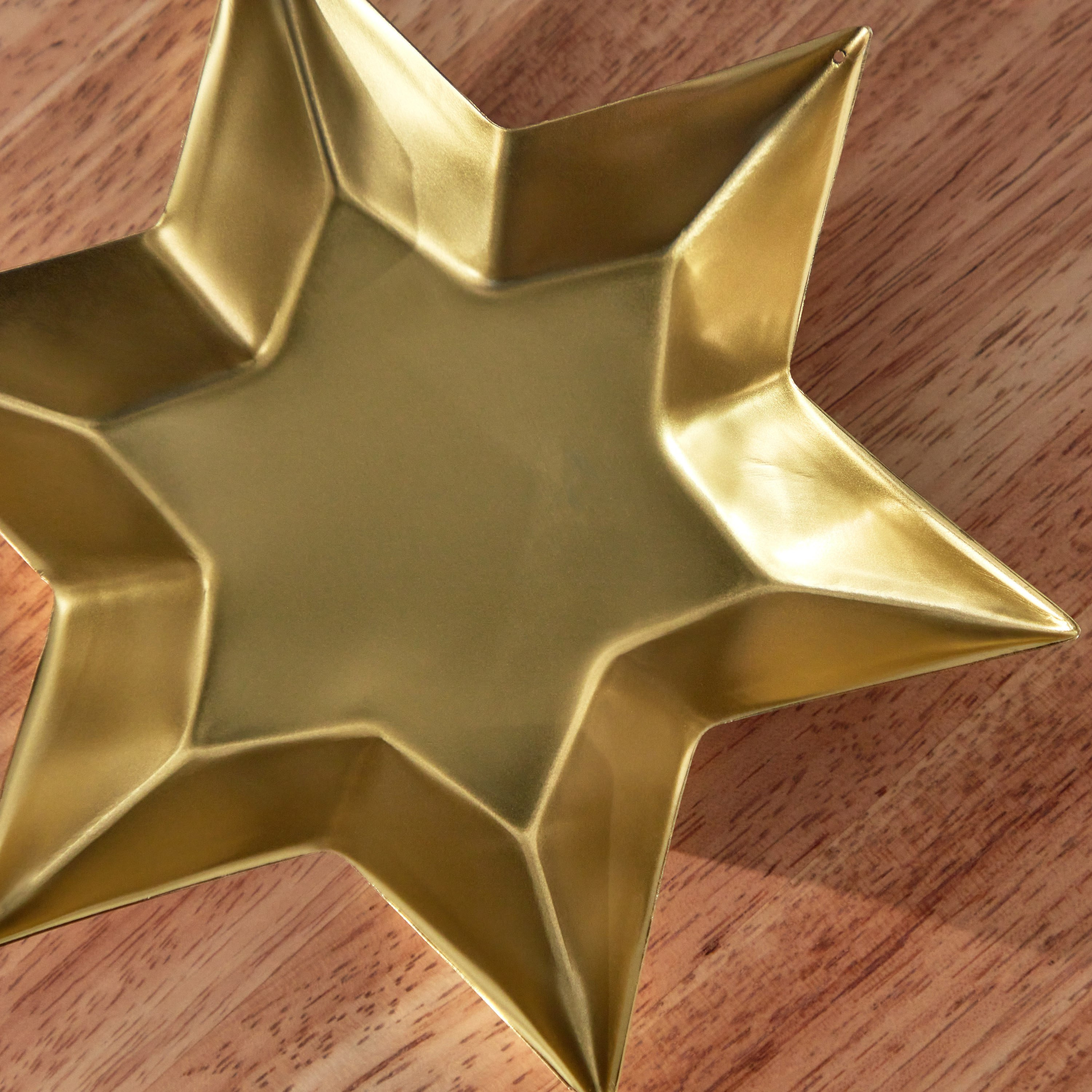 Enid Star Shaped Metal Tray - 18.5x18.5x2.5 cm-hbxhomeware-hbxdecorandfurnishings-image-3
