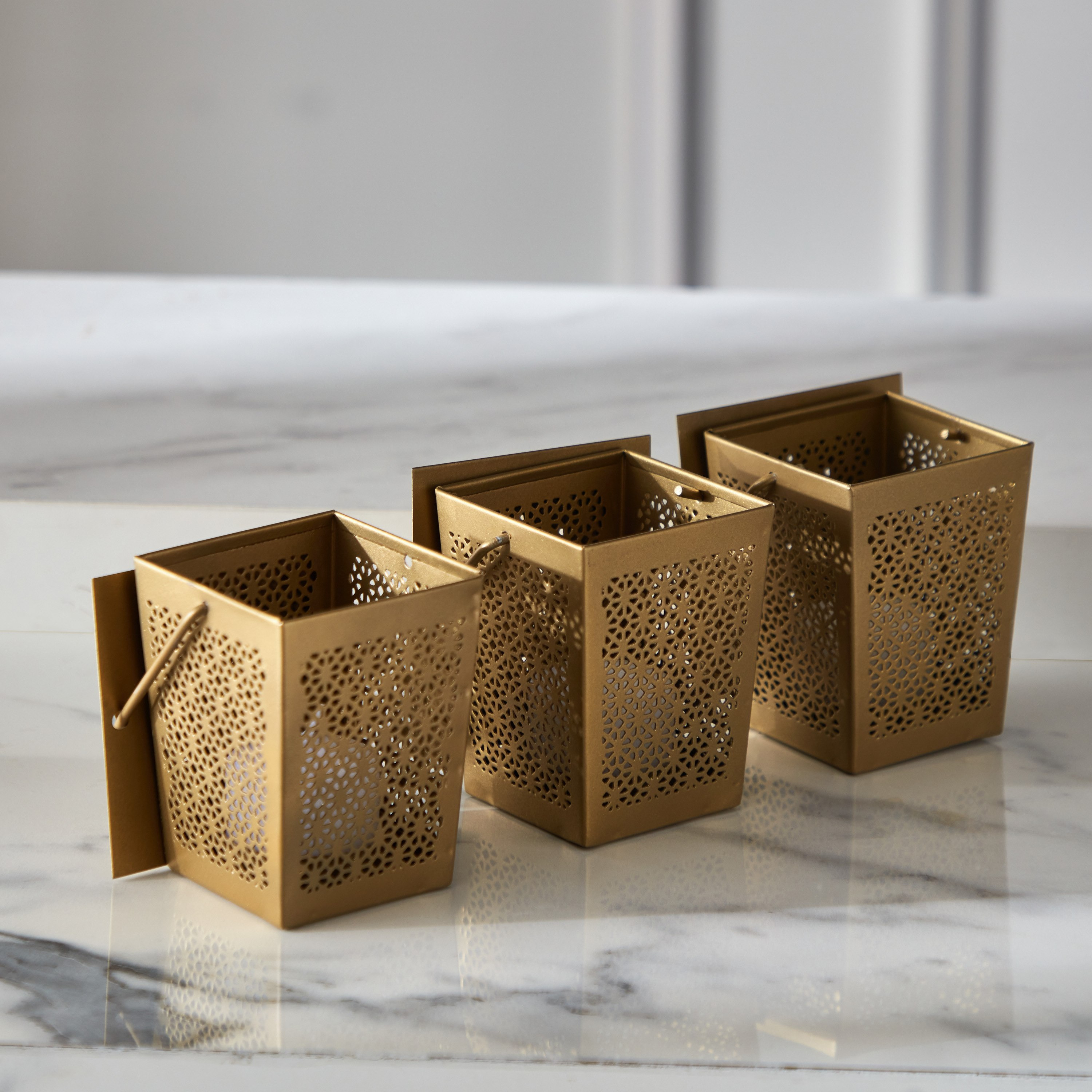 طقم فوانيس معدن 3 قطع ممن كنسينجتون - 7.5x7.5x1.5 سم-hbxdecorandfurnishings-homeaccessories-lanterns-image-3