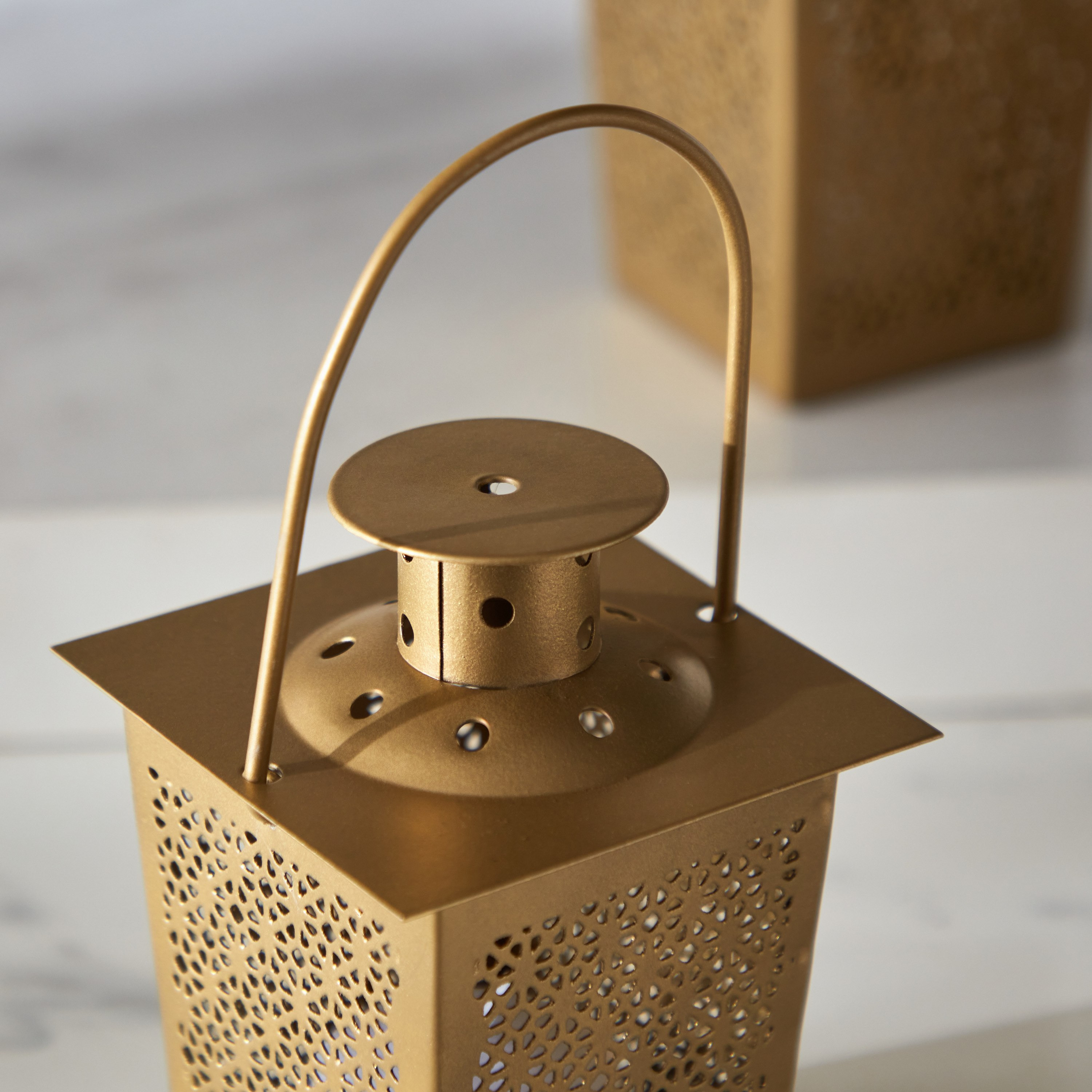 طقم فوانيس معدن 3 قطع ممن كنسينجتون - 7.5x7.5x1.5 سم-hbxdecorandfurnishings-homeaccessories-lanterns-image-4