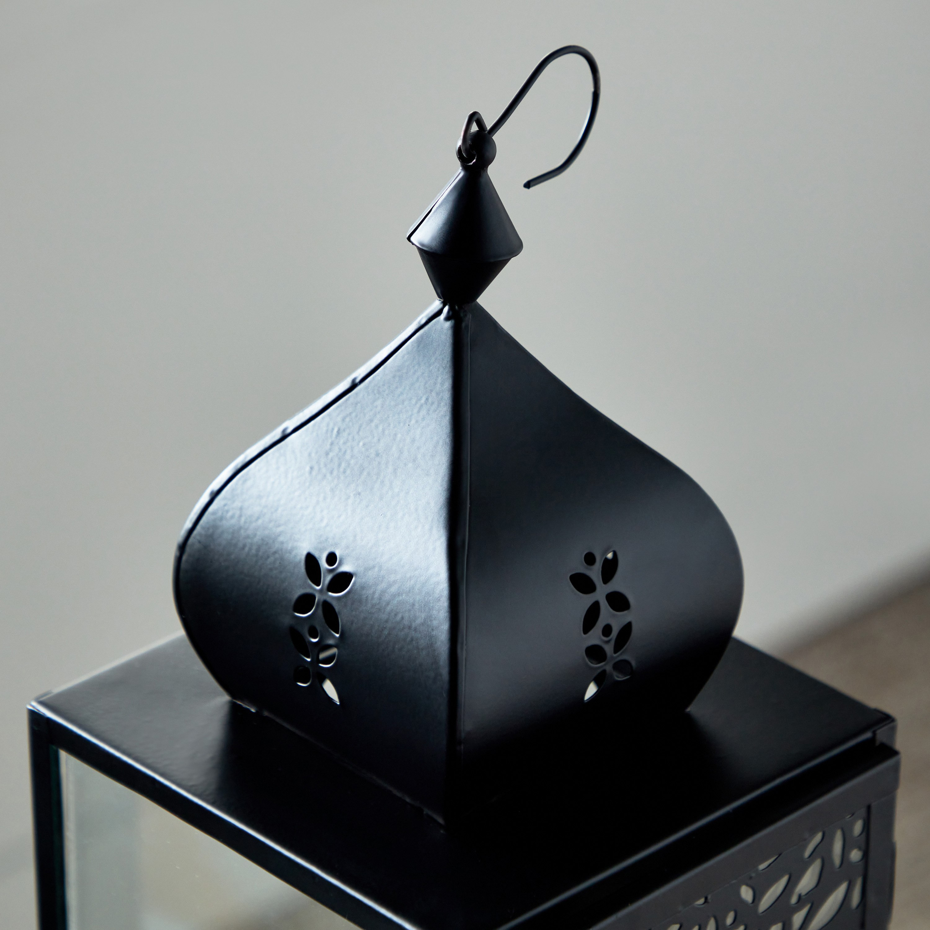 Kensin Metal Cutwork Lantern - 15x15x32 cm-hbxdecorandfurnishings-homeaccessories-lanterns-image-4