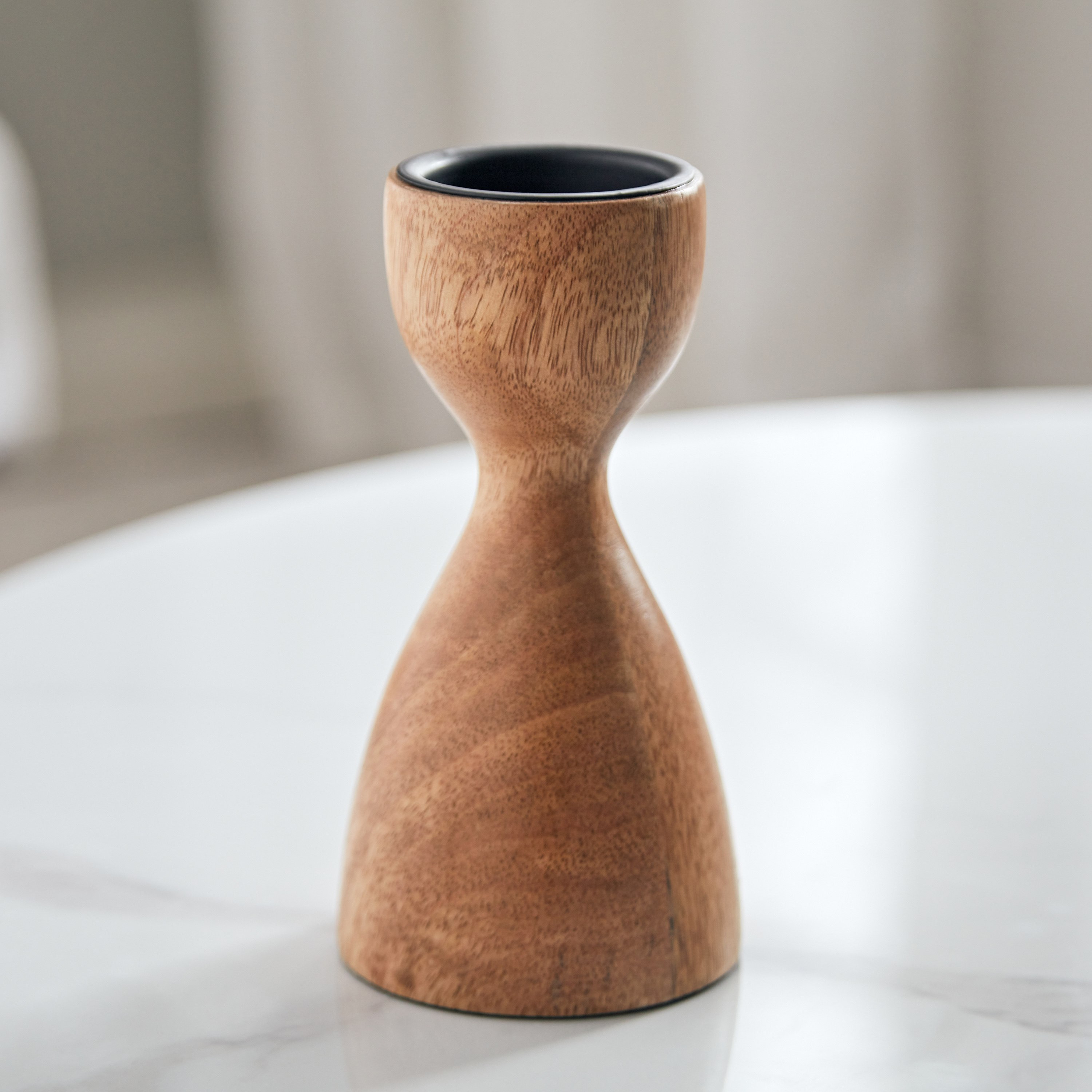 حامل شموع عمودية خشب من كوهار - 8x8x15.5 سم-hbxlivingroom-decorandaccessories-candleholders-image-2