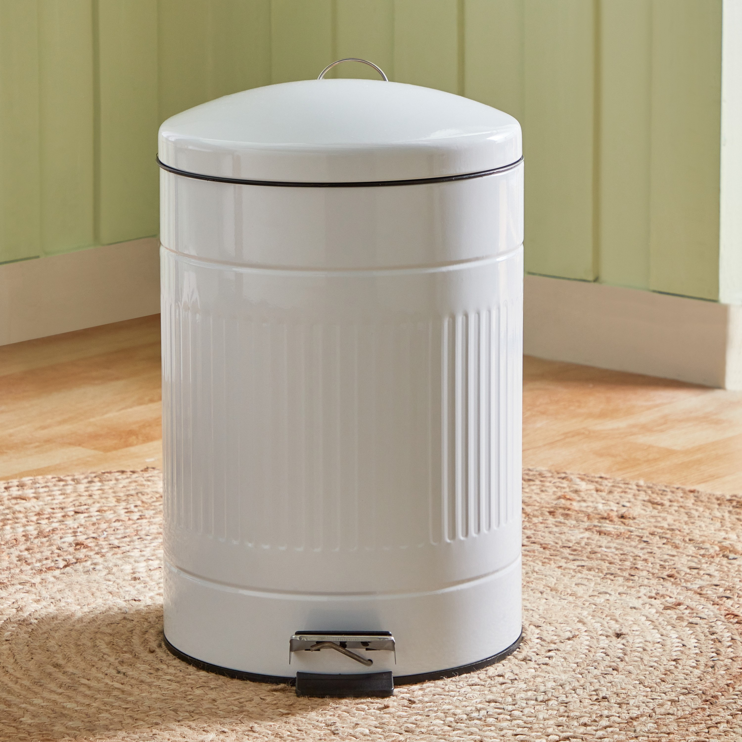 Country Metal Pedal Bin - 20 L-hbxhomeware-hbxbathroom-image-2