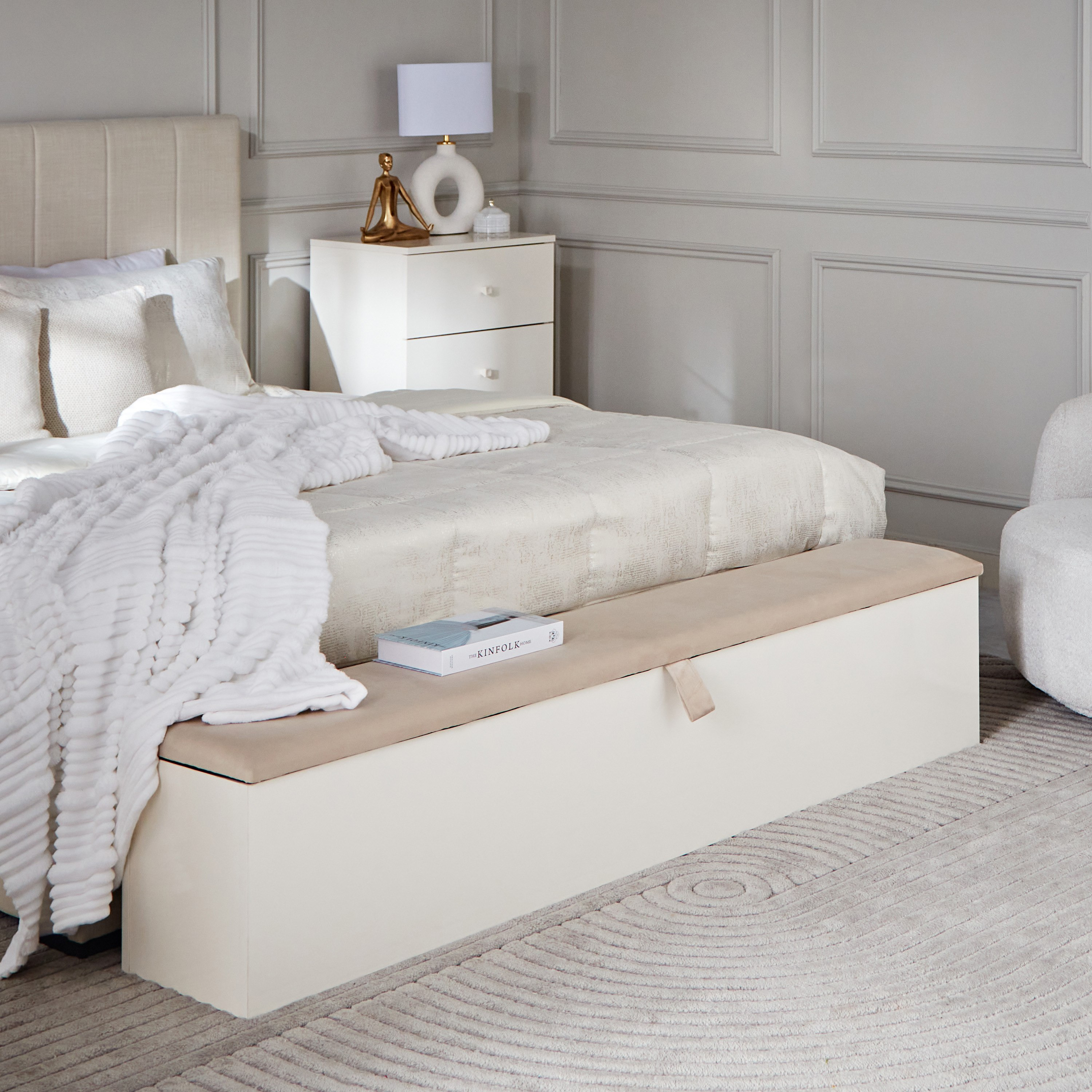 بنش سرير بمساحة تخزين من إليزابيث-hbxfurniture-sofasandarmchairs-benches-image-7
