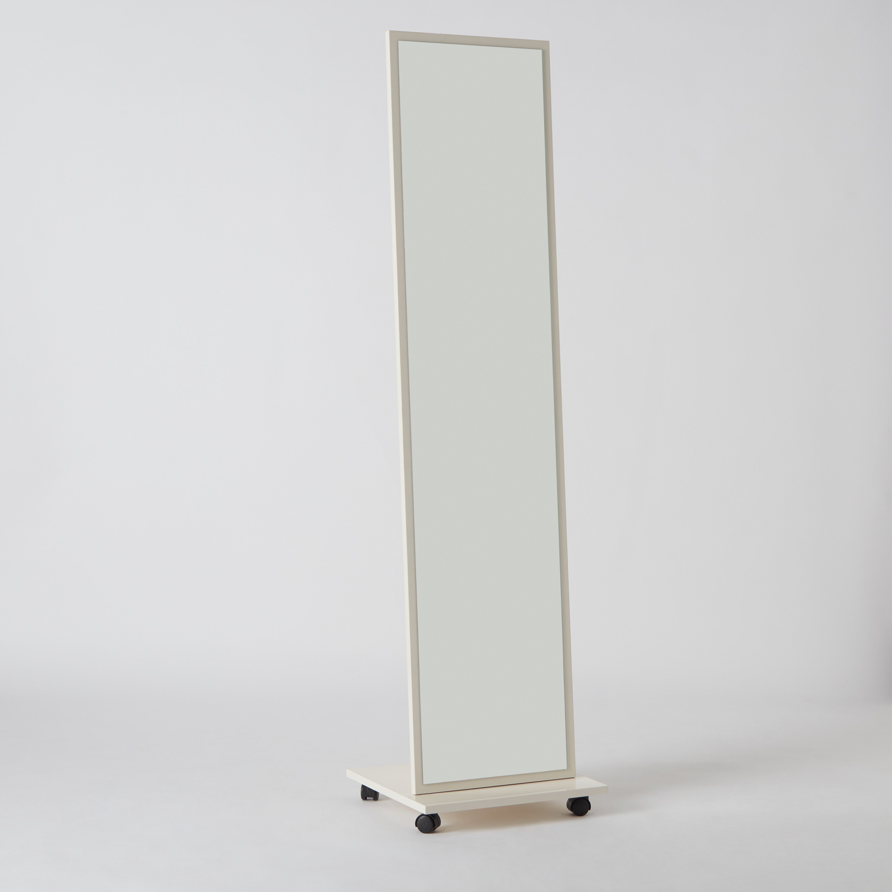 مرآة أرضية قائمة - سوهو من موڤو-hbxbedroom-walldecor-mirrors-image-6