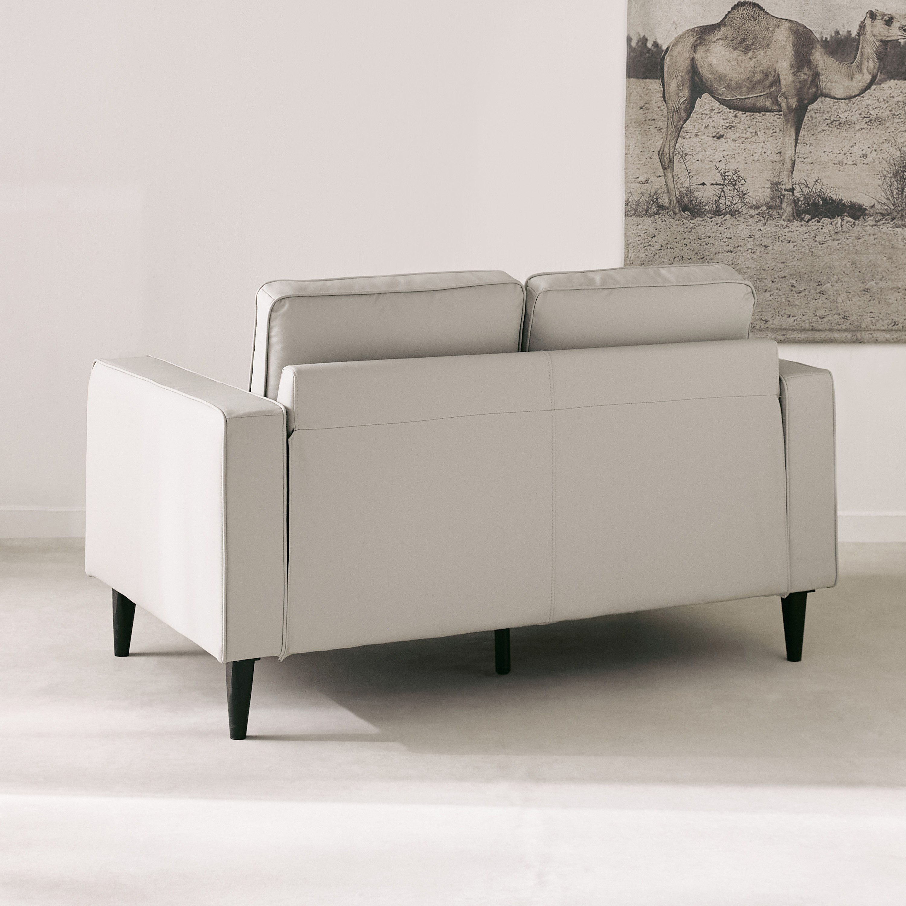 كنبة مقعدين قماش صديق للحيوانات الأليفة من كارا-hbxlivingroom-sofasandarmchairs-sofas-image-3