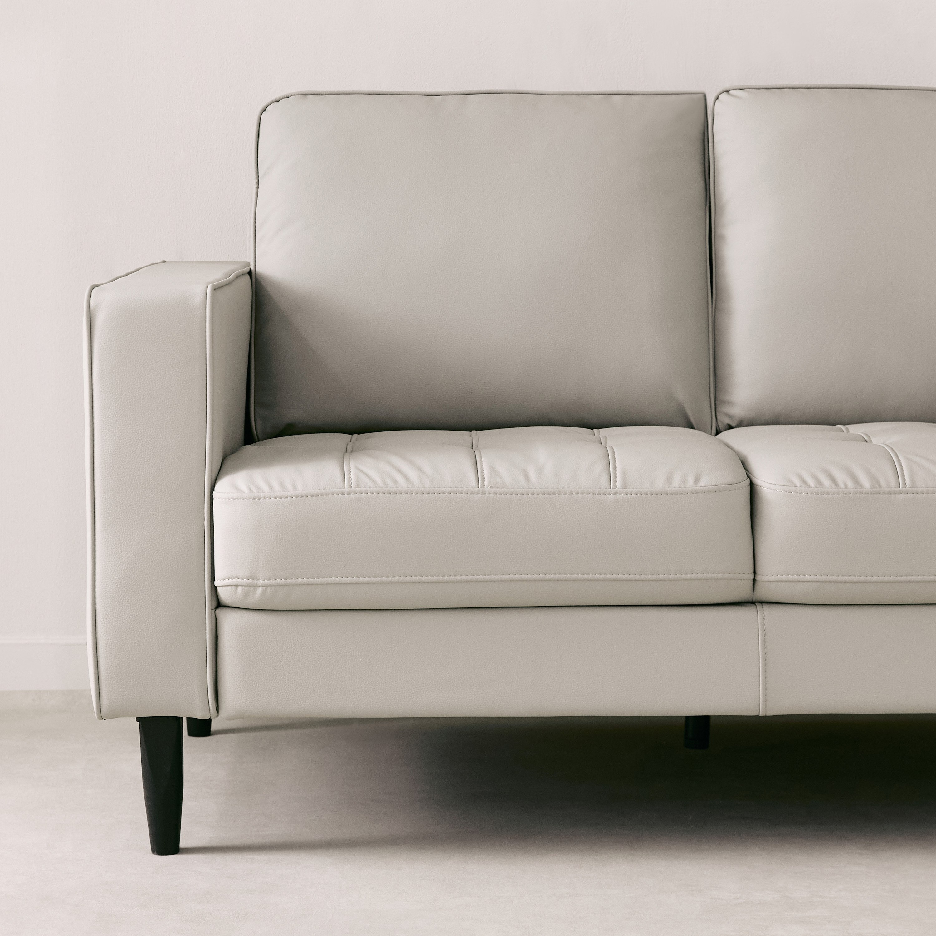 كنبة مقعدين قماش صديق للحيوانات الأليفة من كارا-hbxlivingroom-sofasandarmchairs-sofas-image-4