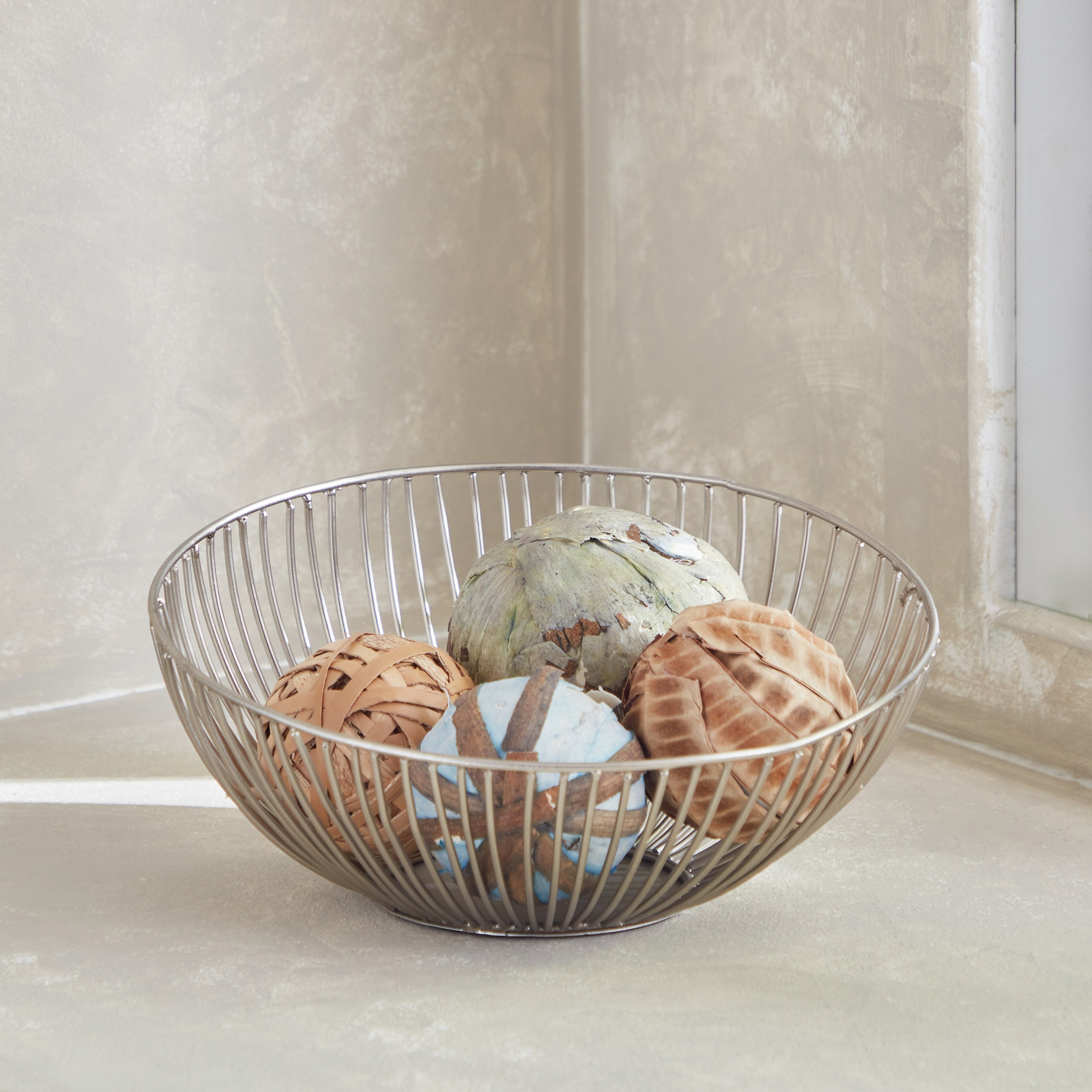 وعاء معدني مستدير من إلين - 24x12 سم-hbxdecorandfurnishings-homeaccessories-bowls-image-1