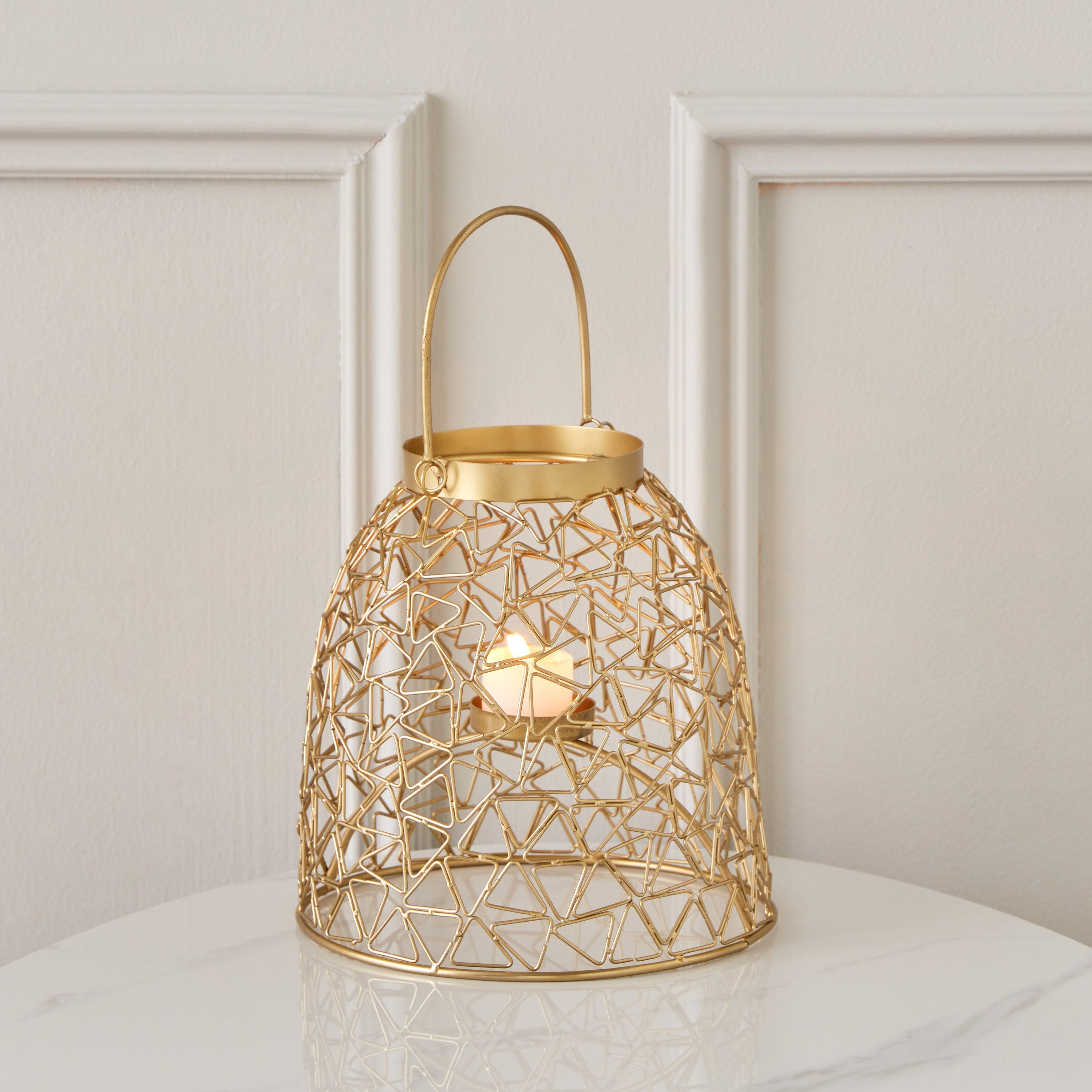 Helix Metal Wired Lantern with Candleholder - 20x20x32 cm-hbxdecorandfurnishings-homeaccessories-lanterns-image-1