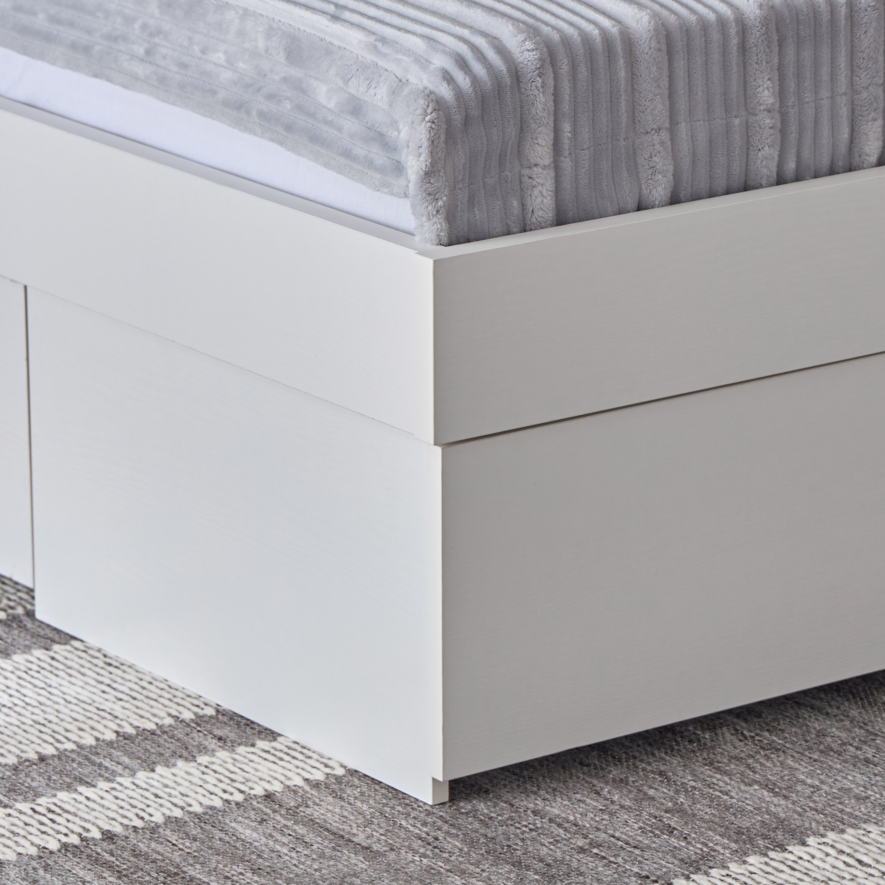 Frankfurt King Bed with 4 Drawers - 180x200 cm-PROMO_HB_BAH_THRESHOLD_Furniture_100426-image-9