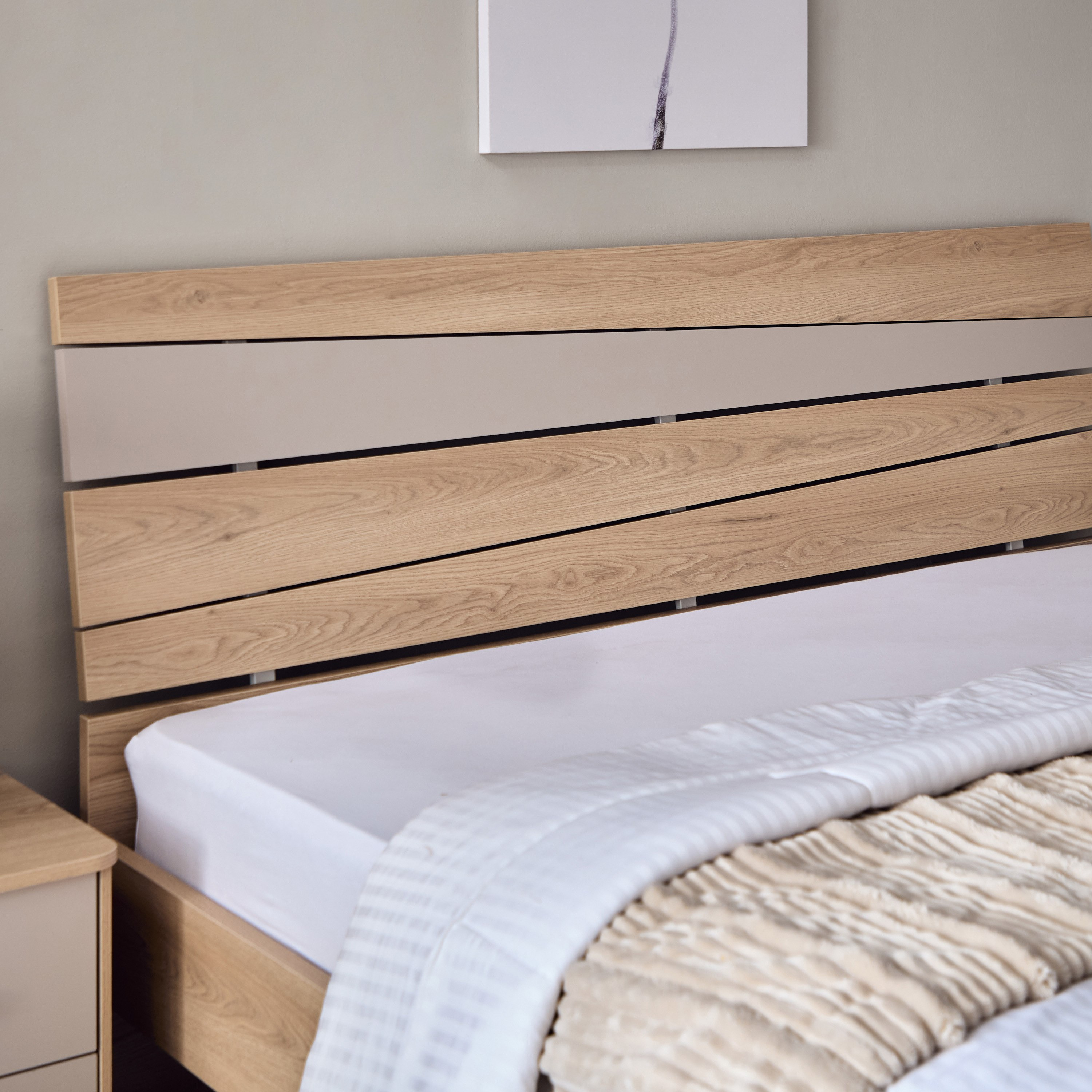 طقم غرفة نوم كينج 5 قطع - مدريد من موڤو  - 180x200 سم-hbxbedroom-bedsandbedsets-bedroomsets-king-image-8